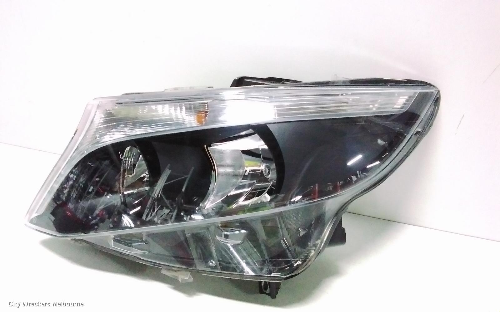 MERCEDES VITO LEFT HEADLAMP, 447, HALOGEN, BLACK INSERT TYPE, 03/2015 ONWARDS
