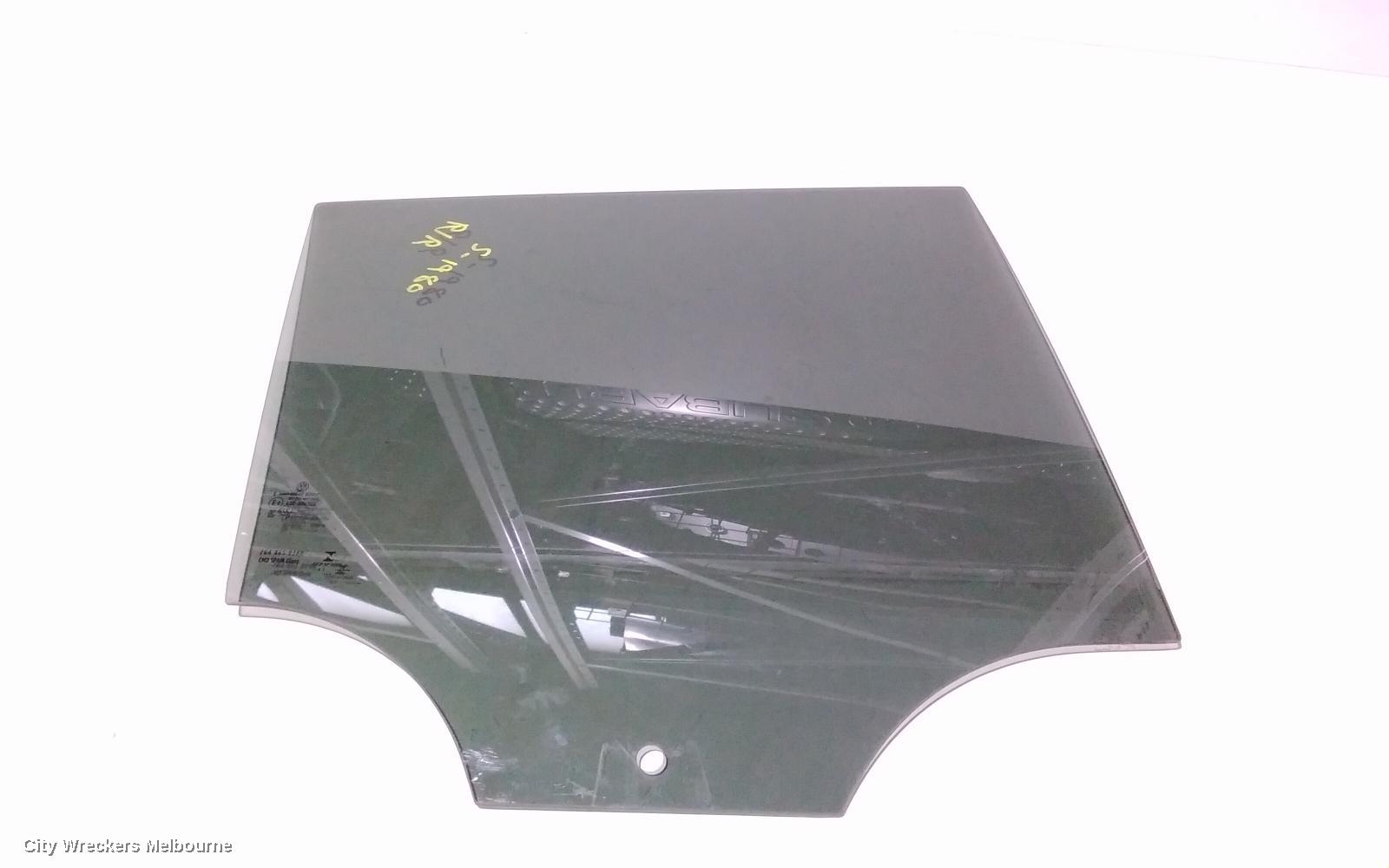 VOLKSWAGEN T-ROC RIGHT FRONT DOOR WINDOW, A1, 03/2020 - 12/2025