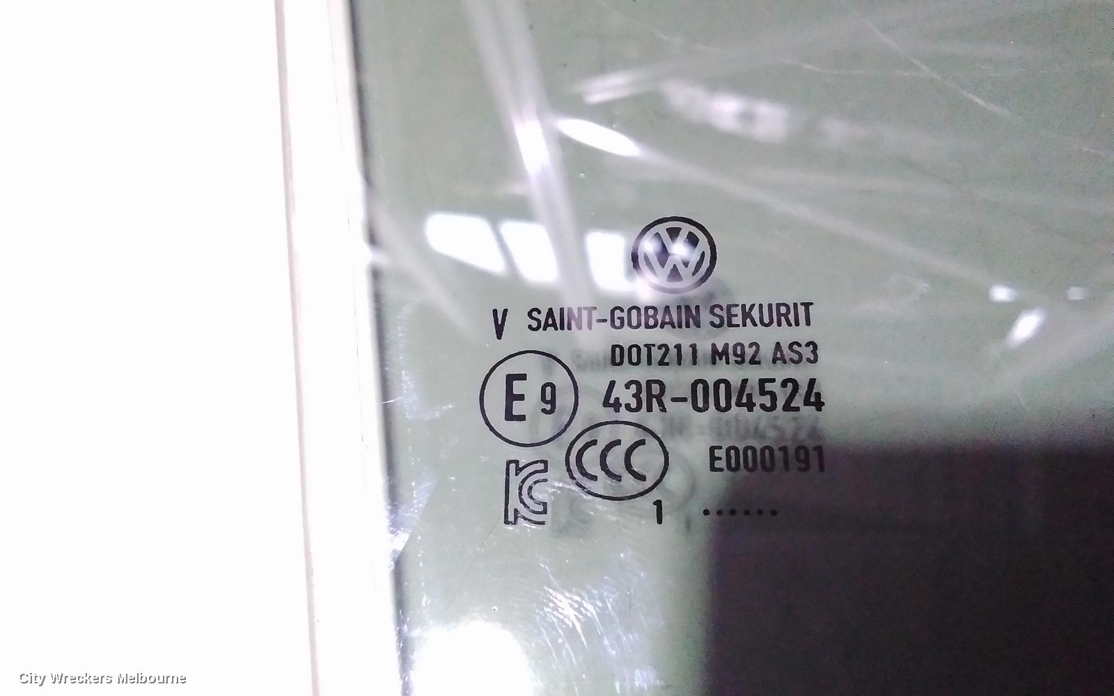 VOLKSWAGEN T-ROC RIGHT FRONT DOOR WINDOW, A1, 03/2020 - 12/2025