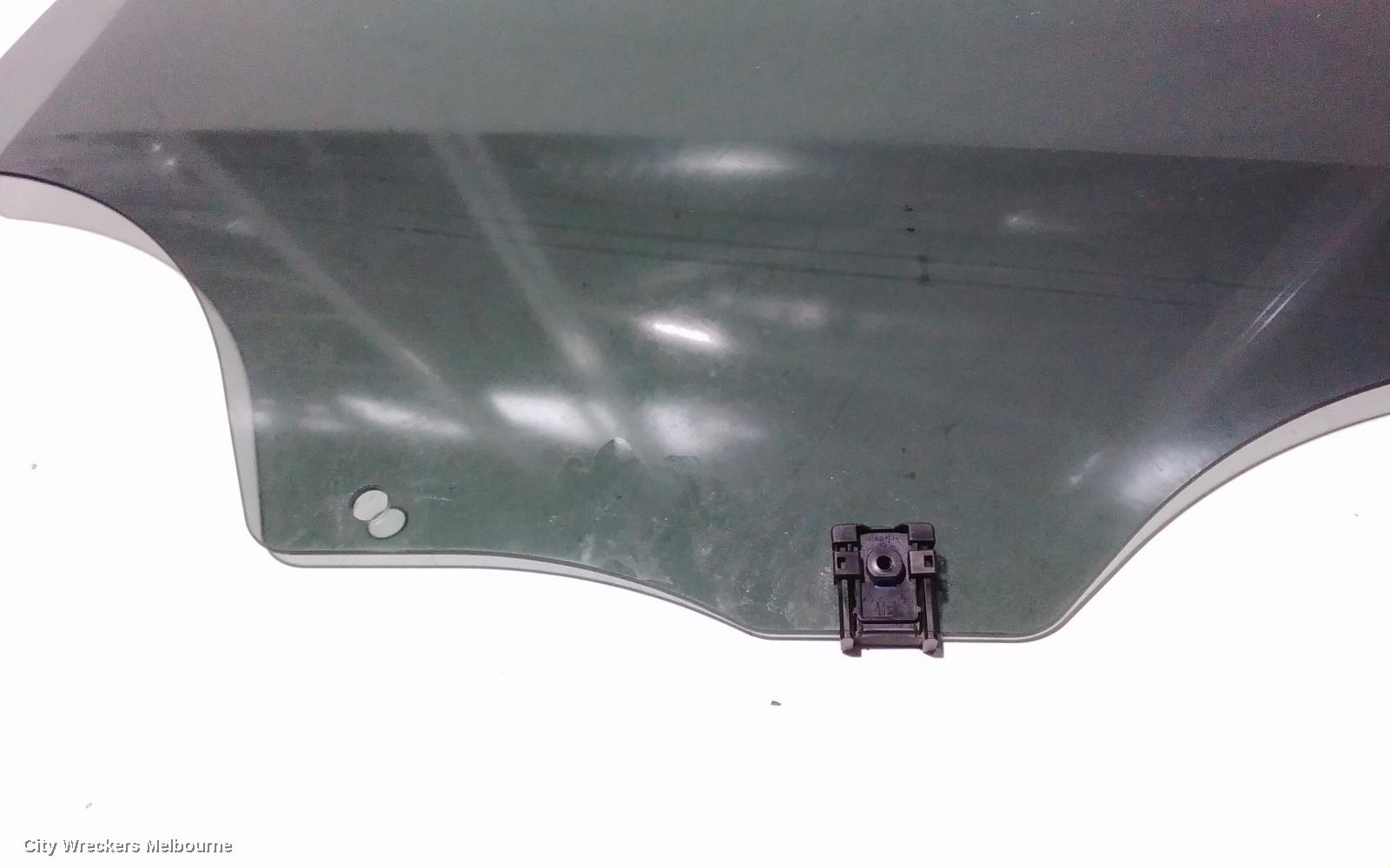 PEUGEOT 2008 RIGHT REAR DOOR WINDOW, A94, 10/2013 - 12/2018