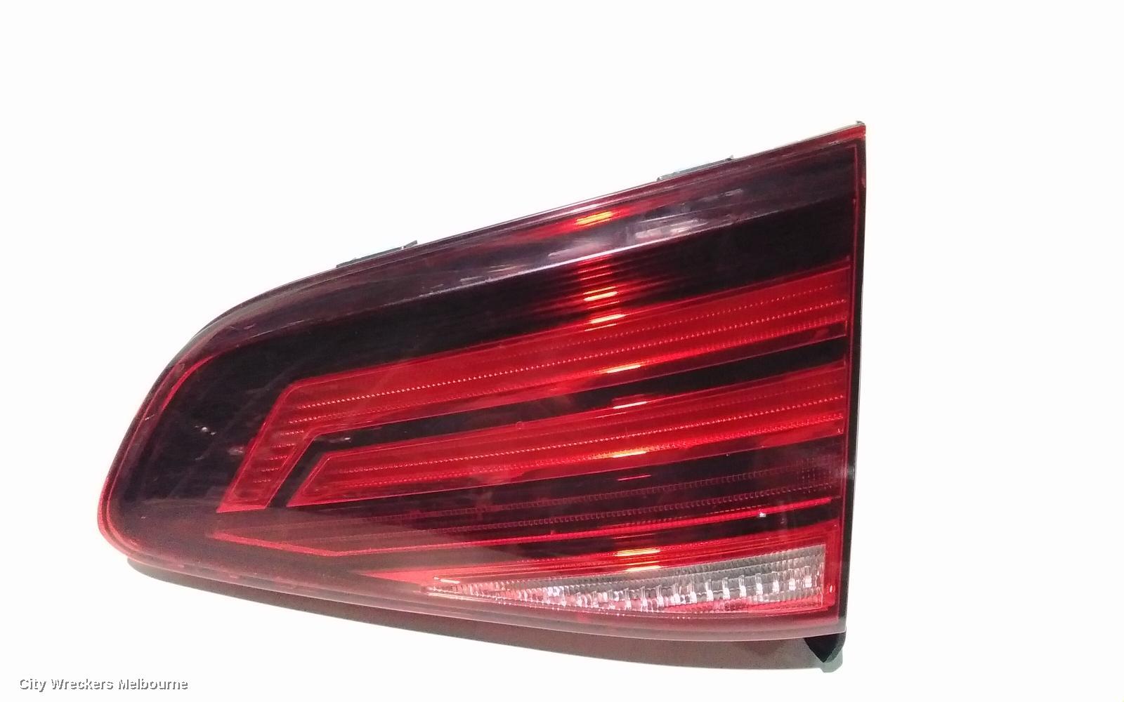 VOLKSWAGEN GOLF REAR GARNISH, TAILGATE LAMP (RH SIDE), GEN 7, HATCH, STANDARD/GTI, 03/2017 - 08/2020