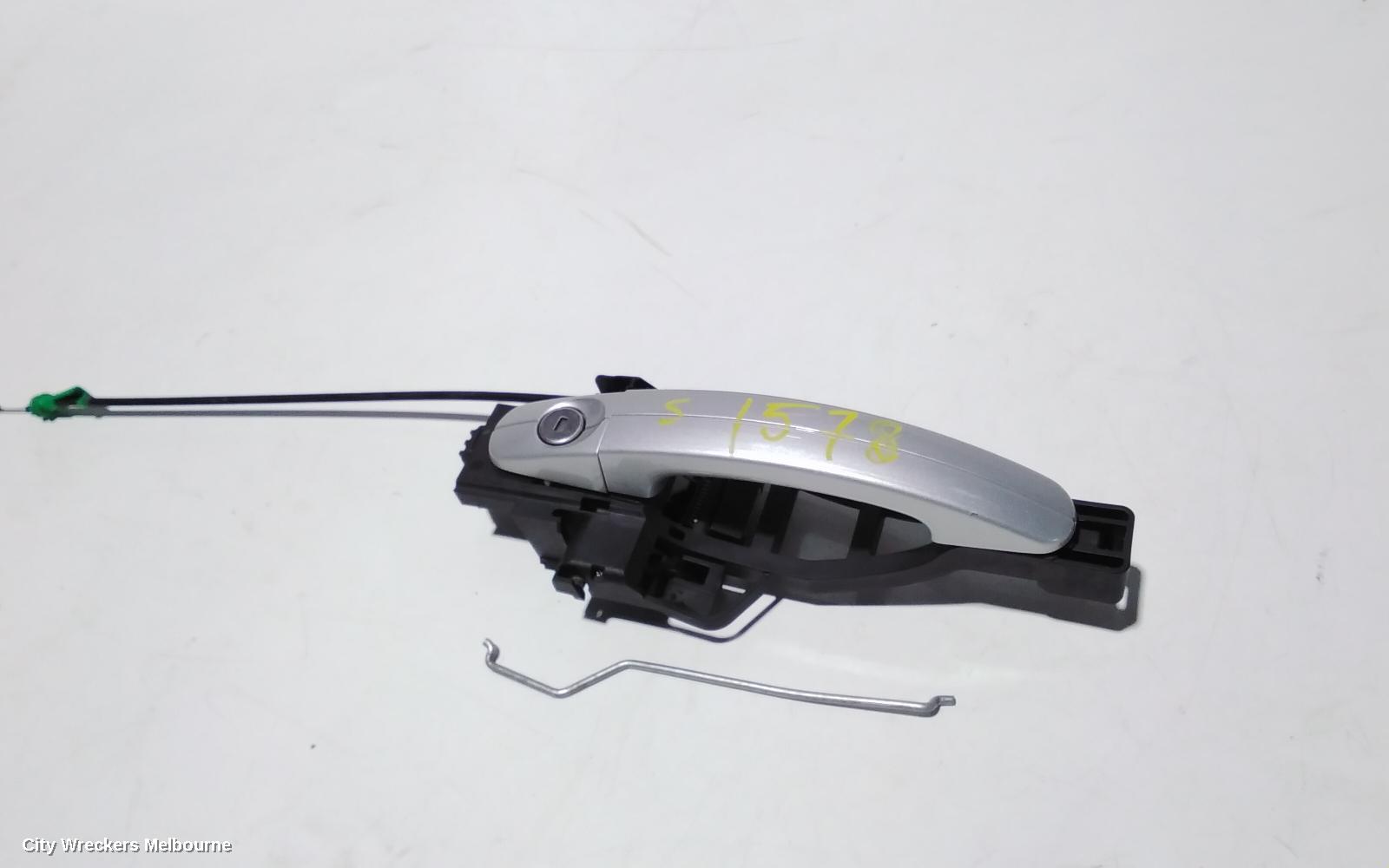 FORD ESCAPE DOOR HANDLE, ZG, 09/2016 - 05/2020