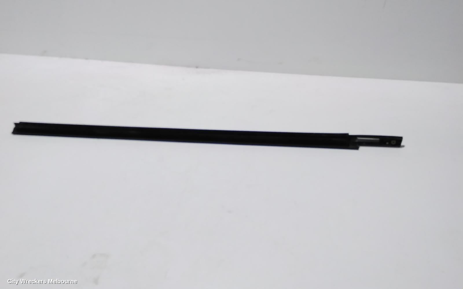 FORD ESCAPE DOOR MOULD, CHROME MOULD: 90074, ZG, 09/2016 - 05/2020