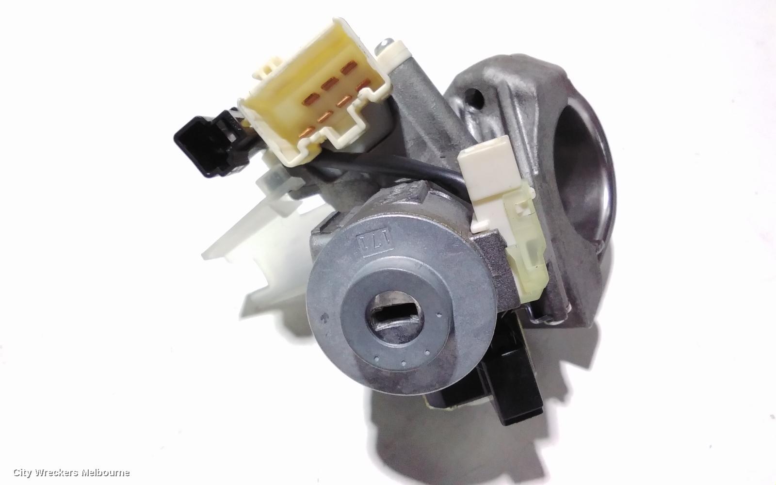 TOYOTA RAV4 IGNITION W/ KEY, ACA33/ACA38, 11/2005 - 12/2012