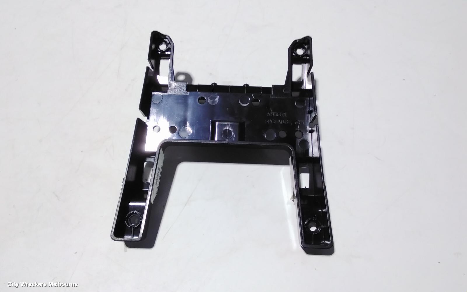 KIA RIO CONSOLE, YB, 12/2016 - 06/2023
