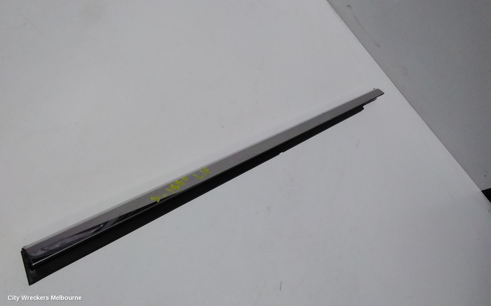 JEEP GRANDCHEROKEE DOOR MOULD, LHF CHROME MOULD: 90163, WK, 10/2010 - 02/2022