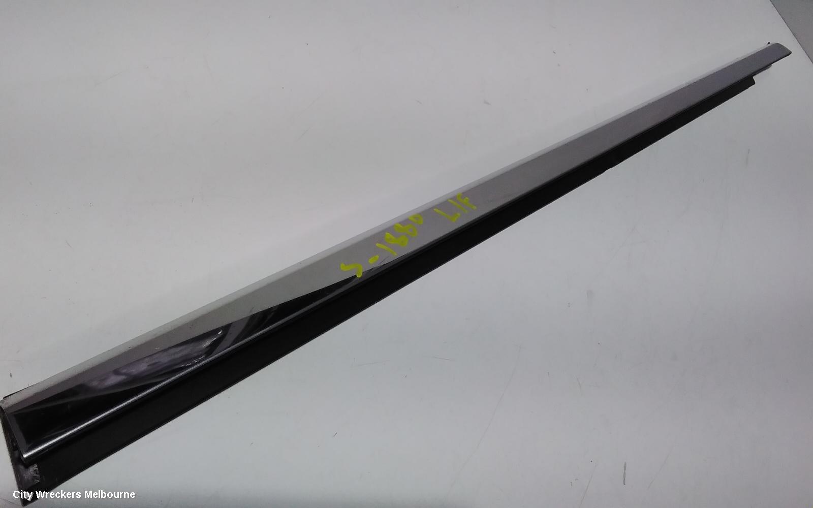 JEEP GRANDCHEROKEE DOOR MOULD, LHF CHROME MOULD: 90163, WK, 10/2010 - 02/2022
