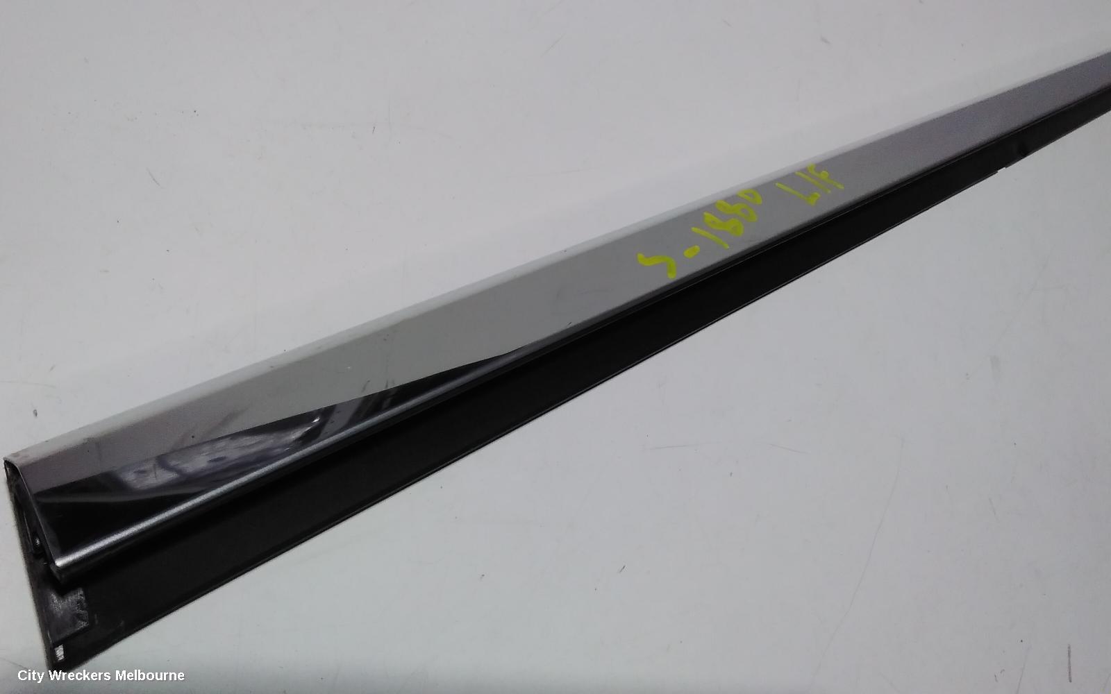 JEEP GRANDCHEROKEE DOOR MOULD, LHF CHROME MOULD: 90163, WK, 10/2010 - 02/2022