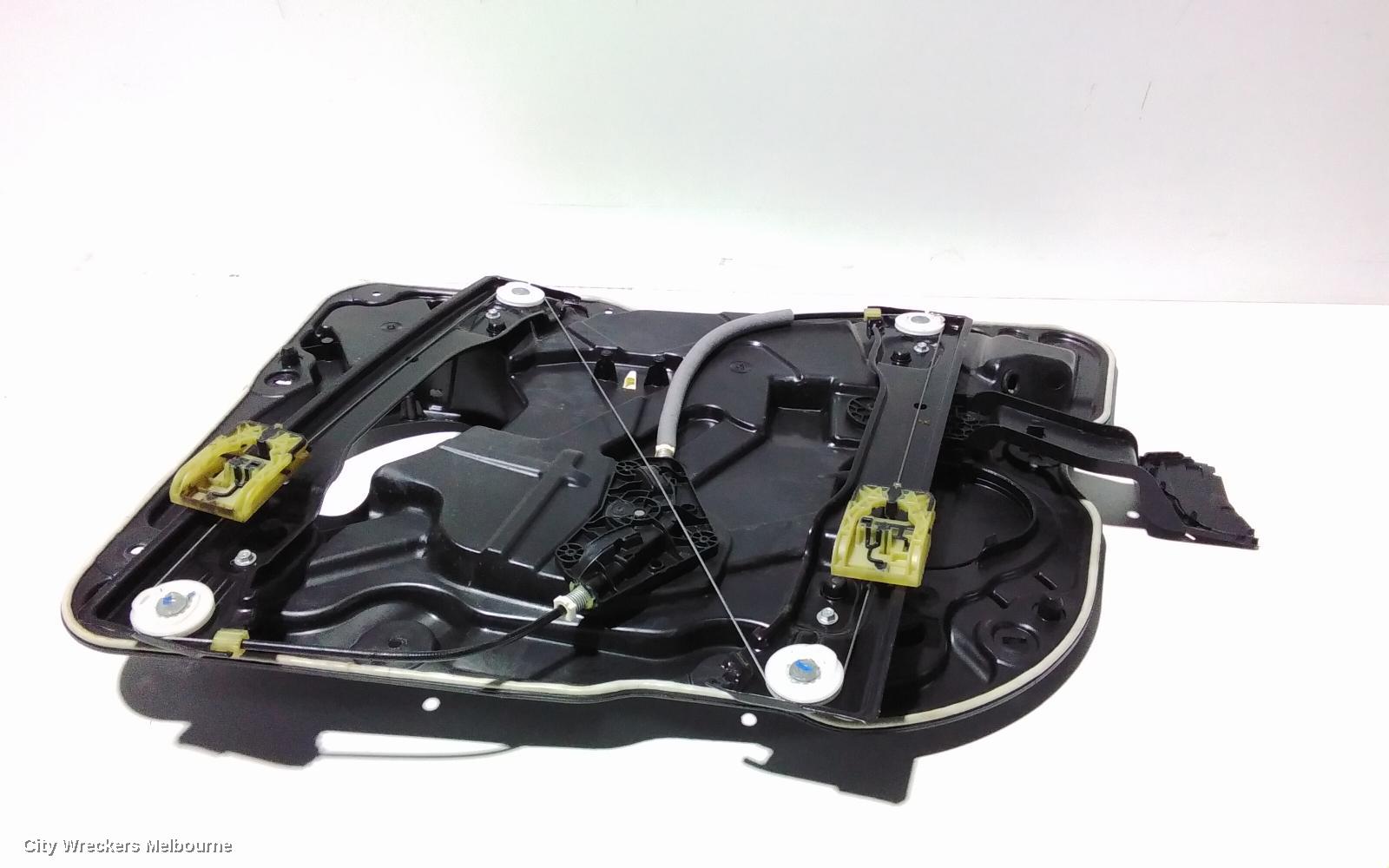 JEEP GRANDCHEROKEE LEFT FRONT WINDOW REG/MOTOR, WK, 10/2010 - 02/2022