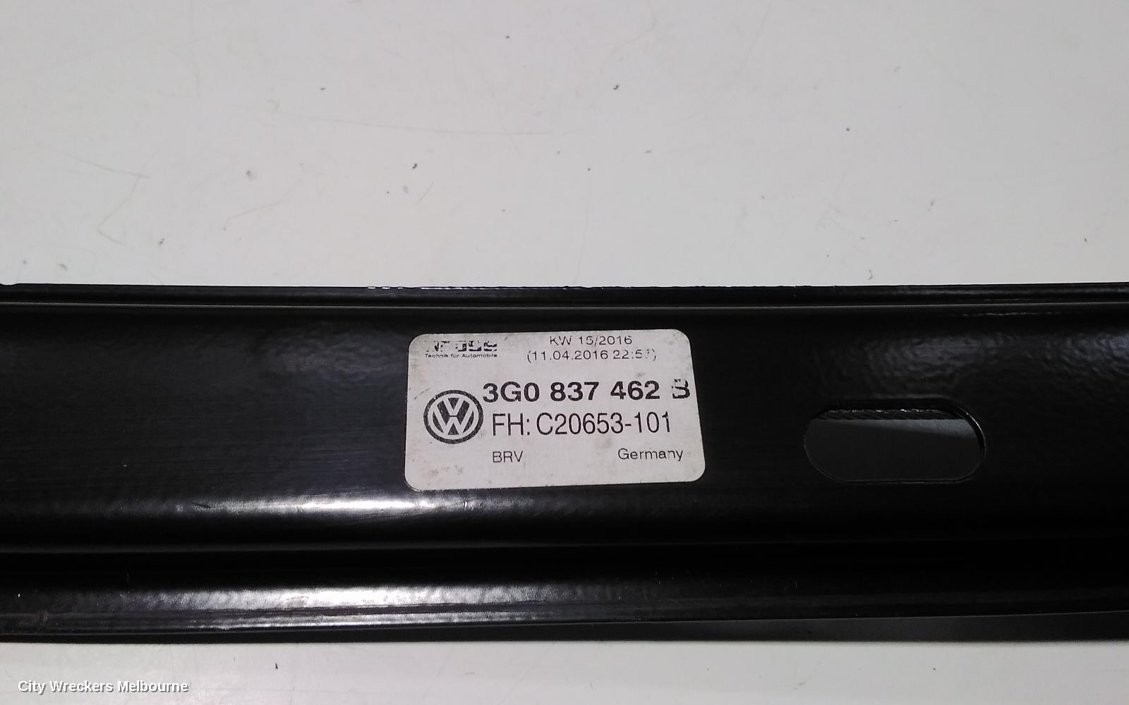 VOLKSWAGEN PASSAT RIGHT FRONT WINDOW REG/MOTOR, DOOR REG ASSY (REG AND MOTOR), B8/MK7, 06/2015 ONWARDS