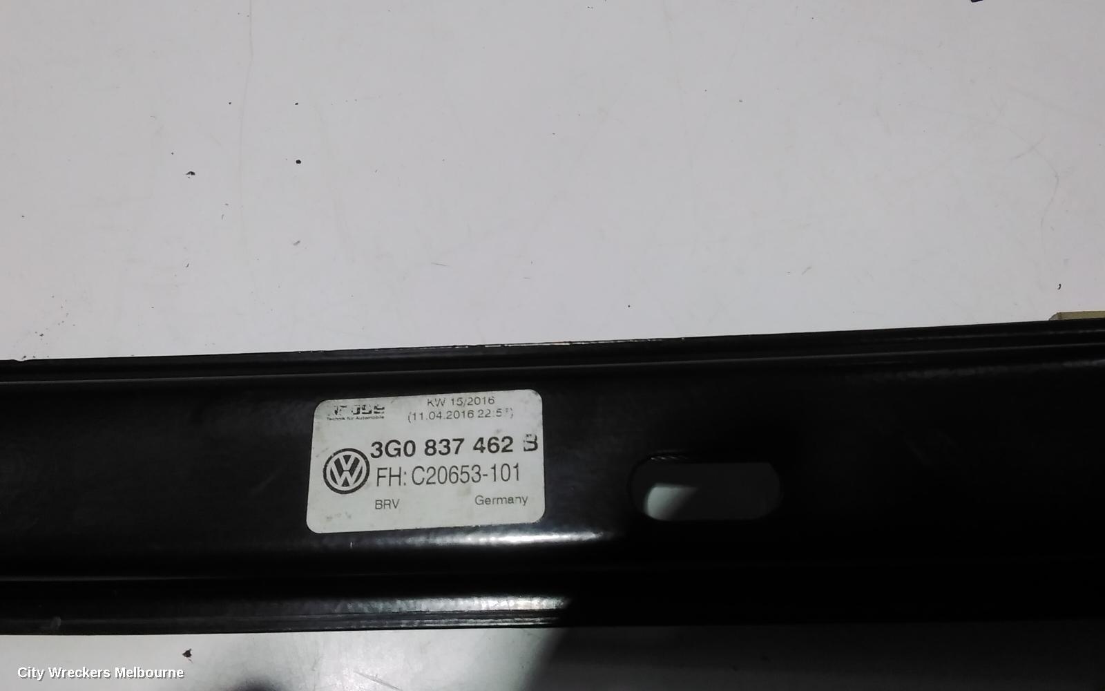 VOLKSWAGEN PASSAT RIGHT FRONT WINDOW REG/MOTOR, DOOR REG ASSY (REG AND MOTOR), B8/MK7, 06/2015 ONWARDS