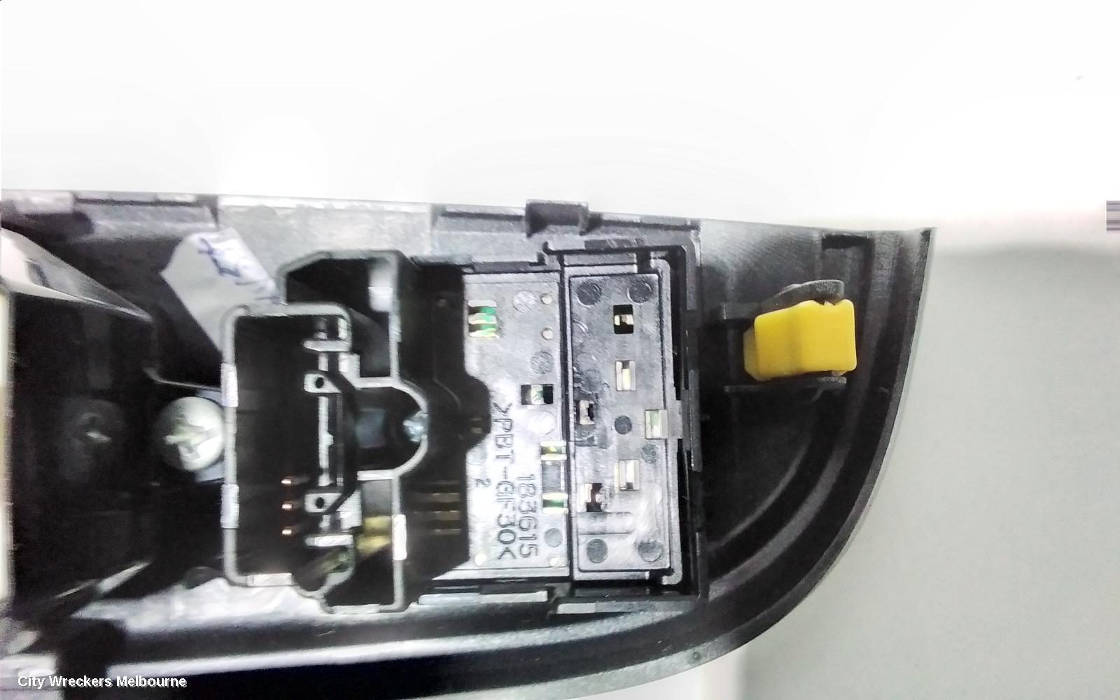 TOYOTA CAMRY PWR DR WIND SWITCH, RH FRONT (MASTER SWITCH), ASV50/AVV50, 12/2011 - 10/2017