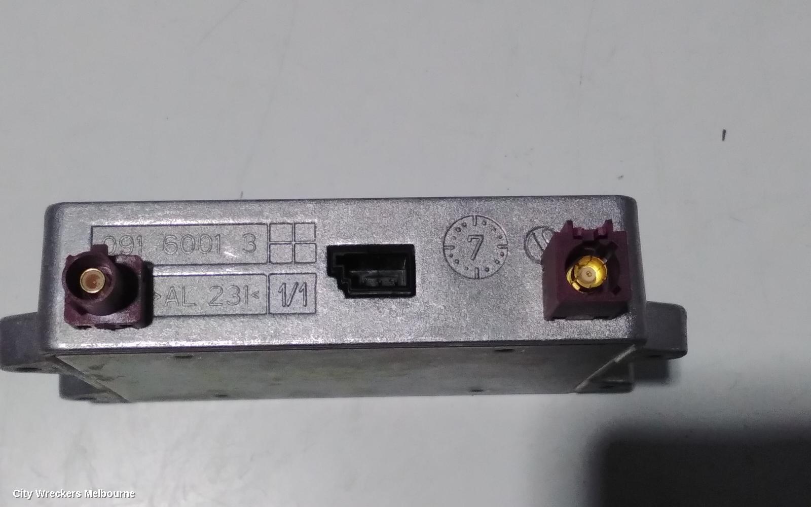 AUDI Q7, 4L, 09/2006 - 08/2015, 8E0 035 456 D AMPLIFIER ANTENNA AMPLIFIER : 90227