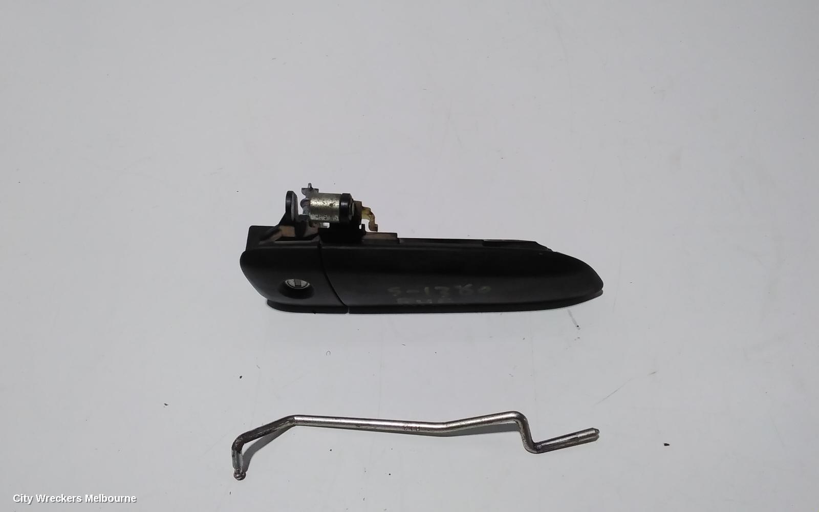 TOYOTA HIACE DOOR HANDLE, OUTER, RH FRONT, TRH/KDH, 03/2005 - 04/2019