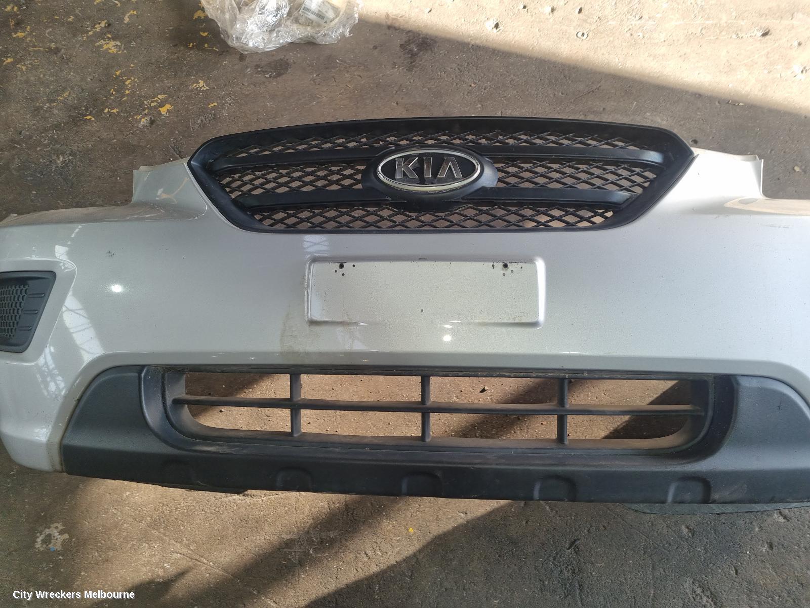 KIA RONDO GRILLE, UN, BLACK, 12/2006 - 06/2010