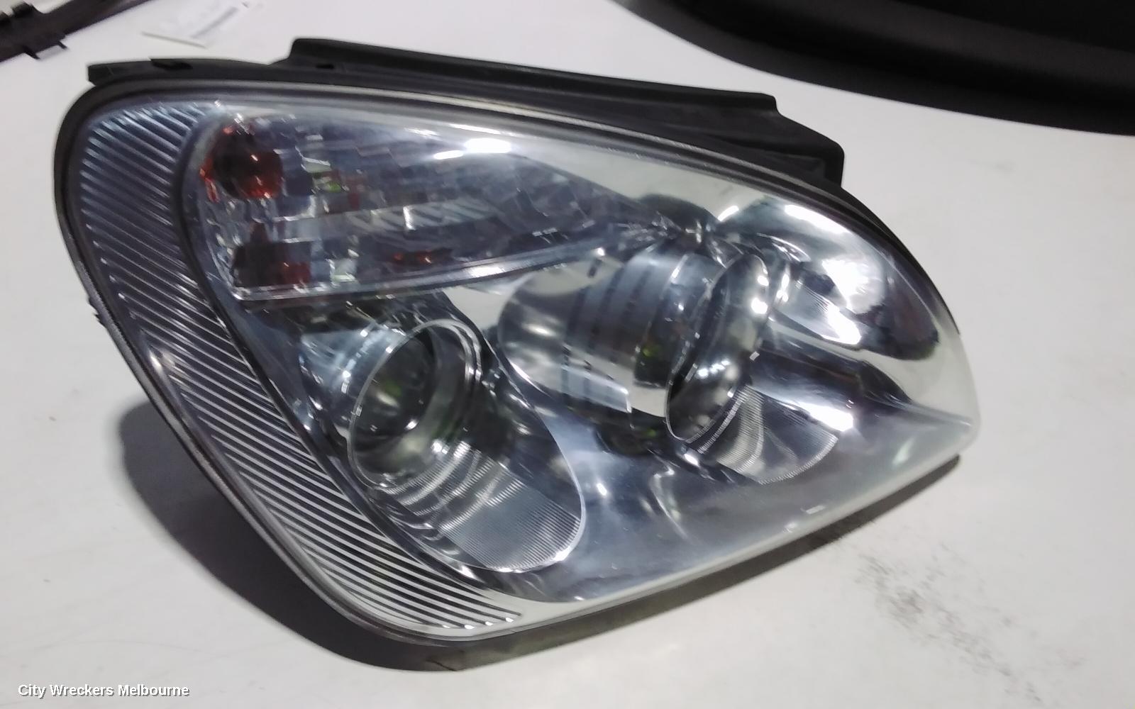 KIA RONDO RIGHT HEADLAMP, UN, 12/2006 - 09/2009