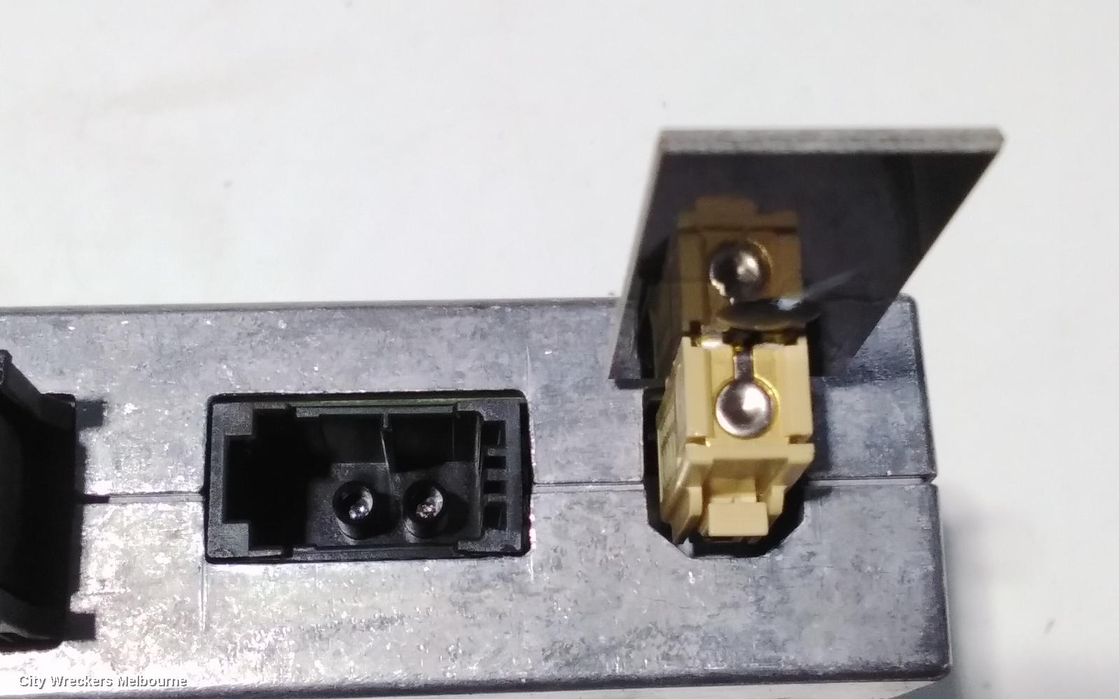 AUDI Q7 RADIO/CD/DVD/SAT/TV, BLUETOOTH MODULE***USE ECU PART TYPE***