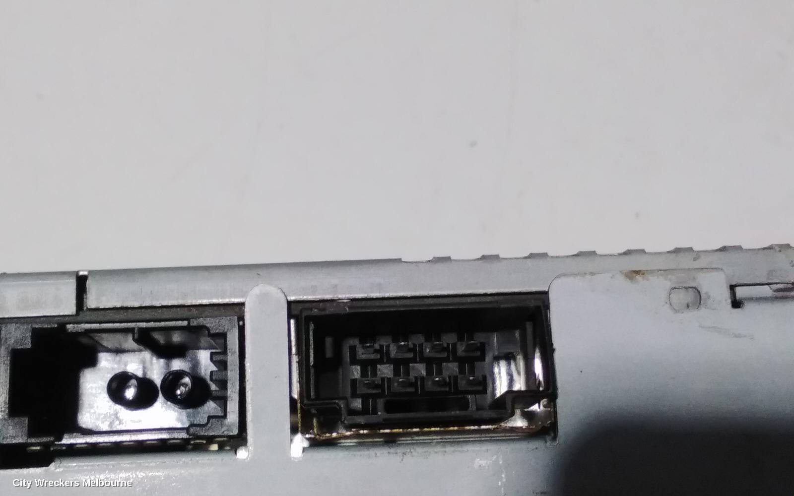 AUDI Q7 RADIO/CD/DVD/SAT/TV, DVD NAVIGATION UNIT, 4L, 09/2006 - 04/2011