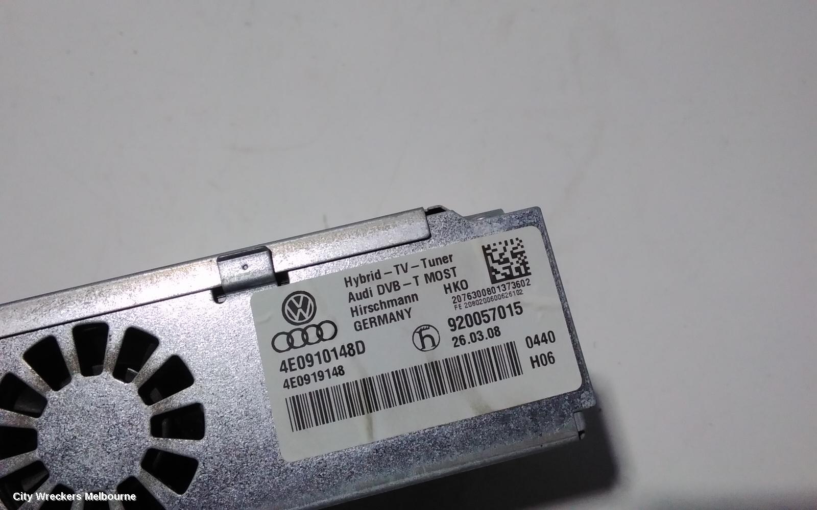 AUDI Q7 RADIO/CD/DVD/SAT/TV, TV TUNER, 4L, 09/2006 - 08/2015
