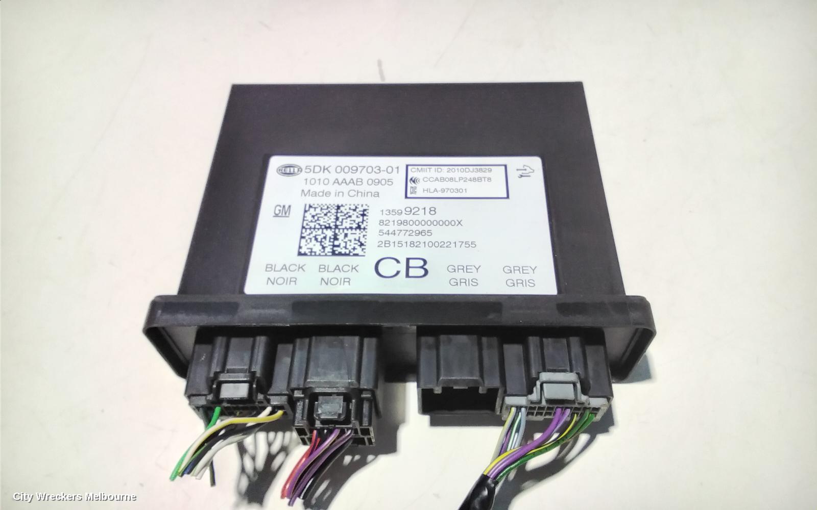 HOLDEN INSIGNIA, GA, 02/2015 - 01/2017, KEYLESS ENTRY MODULE    5DK 009703-01: 90267