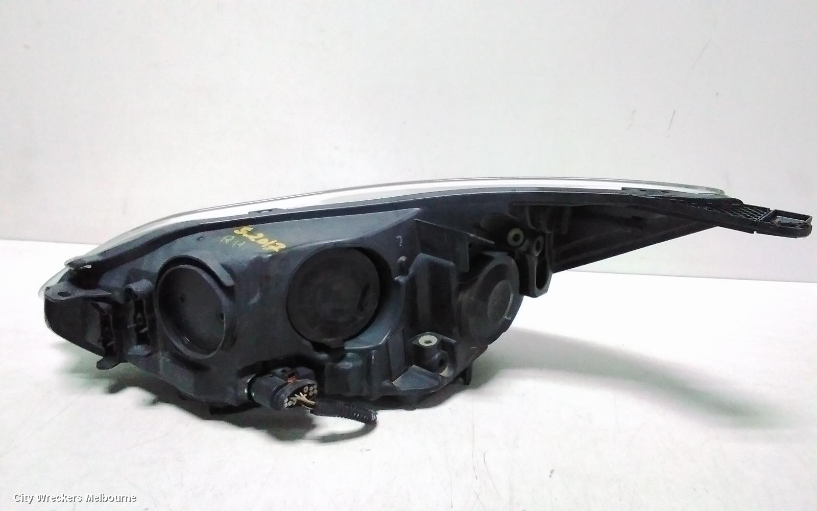 FORD FOCUS RIGHT HEADLAMP, LW, AMBIENTE/TREND, HALOGEN TYPE, CHROME INSERT, 08/2012 - 08/2015