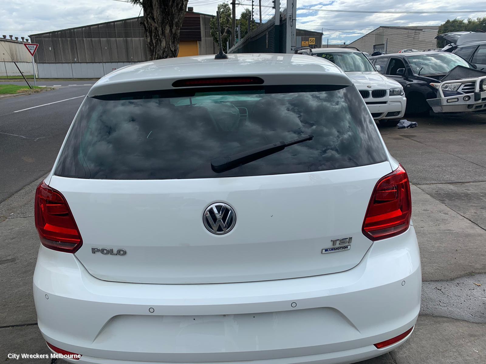 VOLKSWAGEN POLO LEFT DOOR MIRROR, 6R, HEATED TYPE, 05/2014 - 09/2017