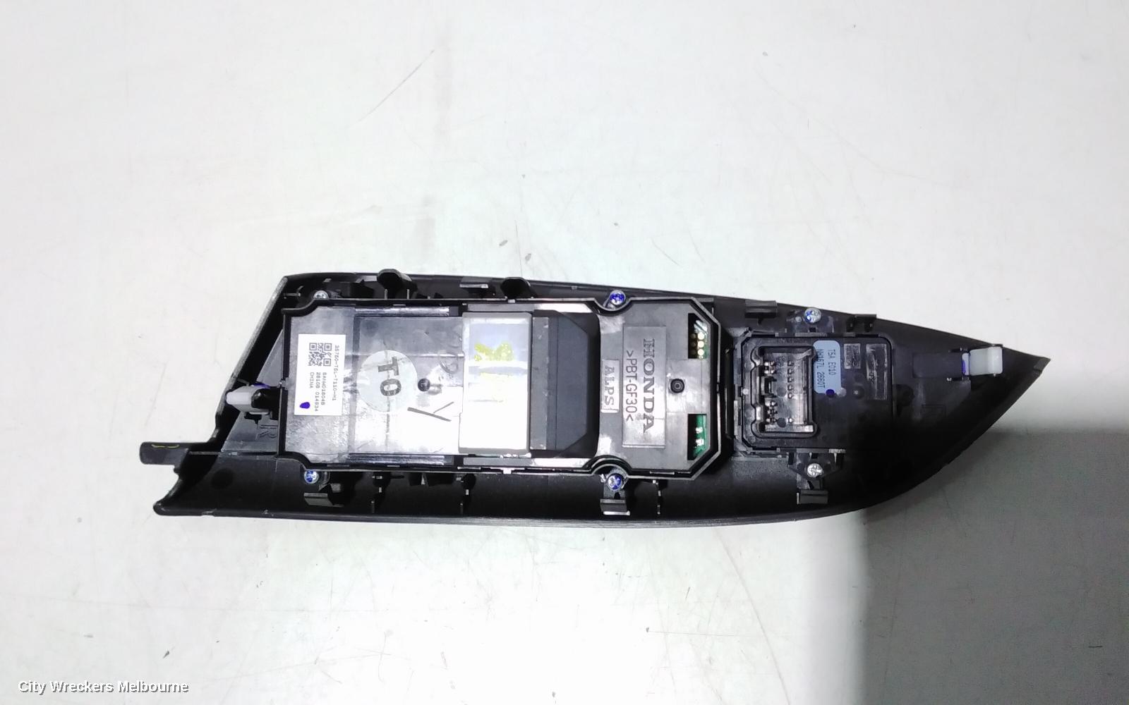 HONDA JAZZ PWR DR WIND SWITCH, RH FRONT (MASTER SWITCH), GF/GK, NON CENTRAL LOCK BUTTON TYPE, 07/2014 - 12/2020