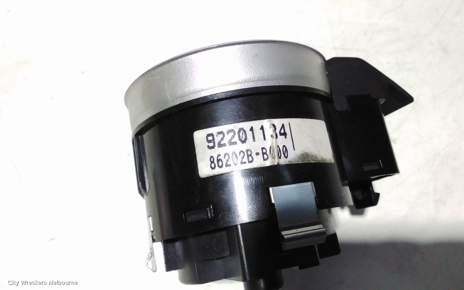 HOLDEN COMMODORE COMBINATION SWITCH, HEADLAMP SWITCH, VE, BLACK (P/N 92201134), W/ FOGLAMP TYPE, 08/2006 - 04/2013