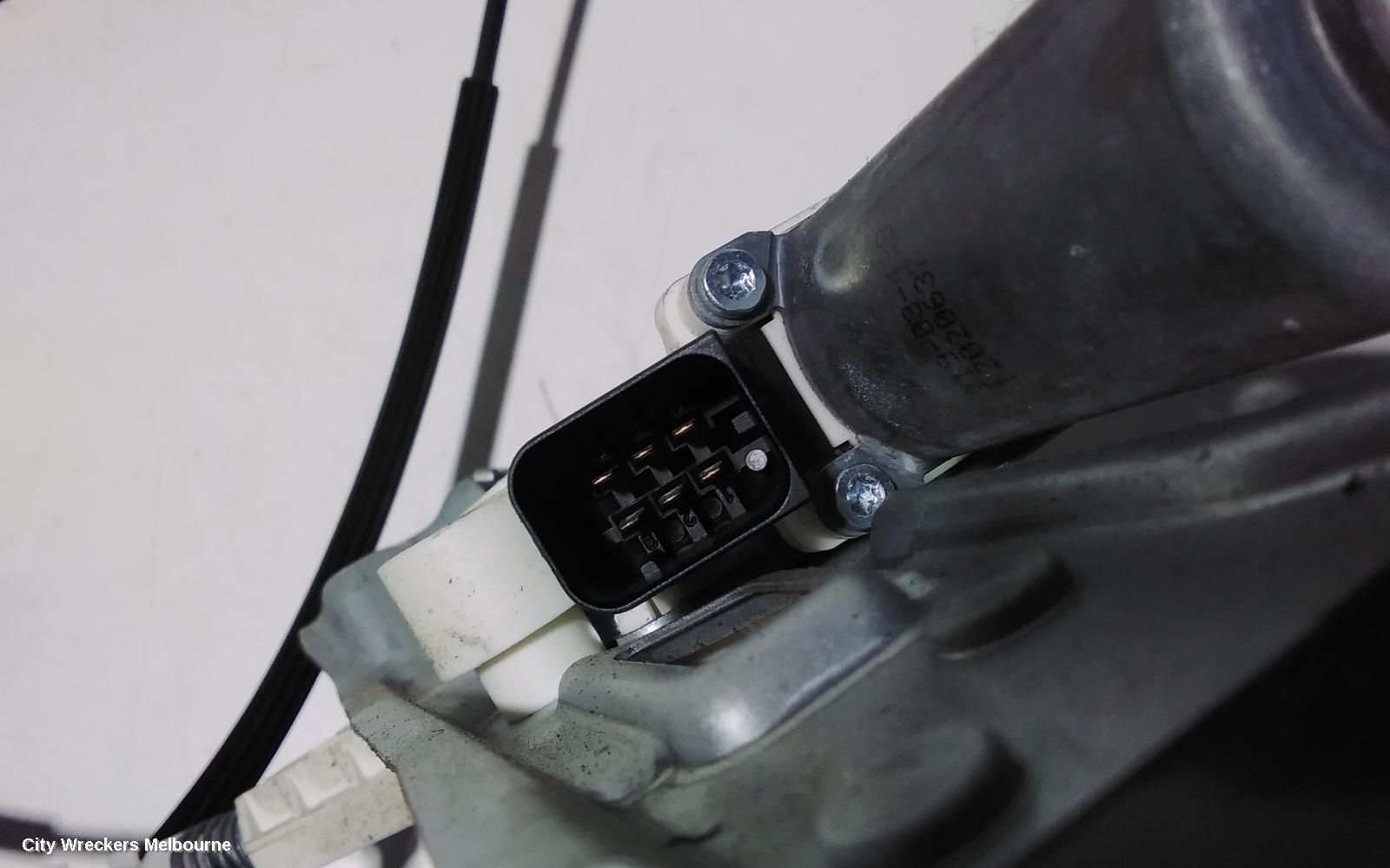 MERCEDES CLC CLASS DOOR/BOOT/GATE LOCK, RIGHT FRONT DOOR LOCK, CL203, 08/2008 - 03/2011