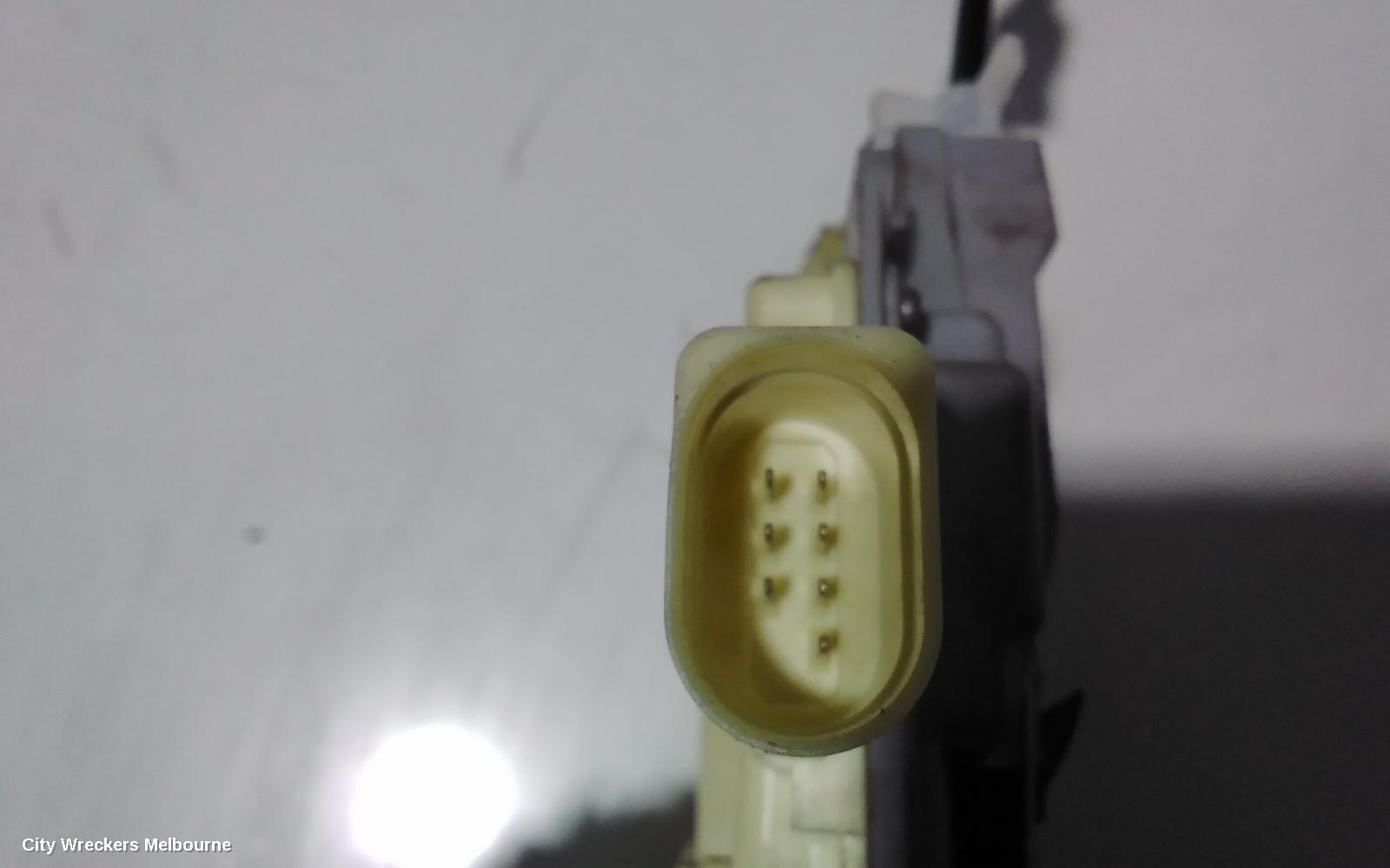 VOLKSWAGEN TIGUAN DOOR/BOOT/GATE LOCK, RIGHT REAR DOOR LOCK, 5N, P/N 3C4839016A (7 PIN), 05/2008 - 01/2009