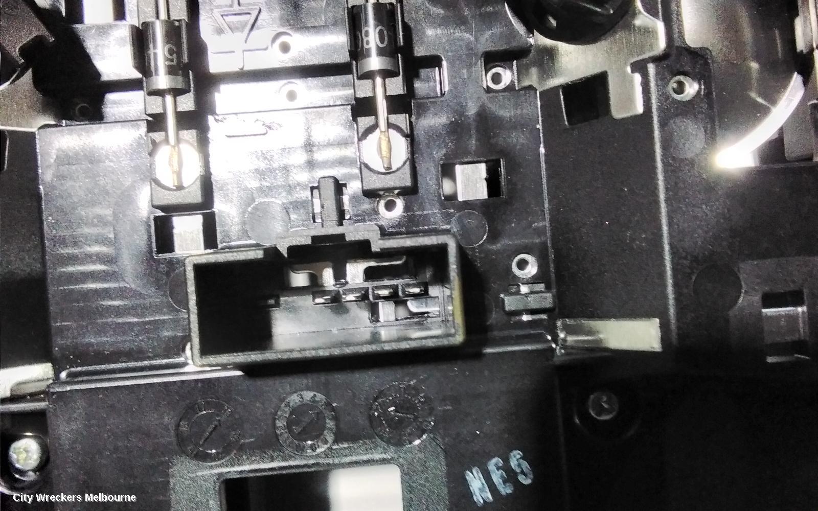 HYUNDAI SONATA COURTESY LIGHT, LF, FRONT, NON SUNROOF CONTROLS TYPE, 10/2014 - 01/2020