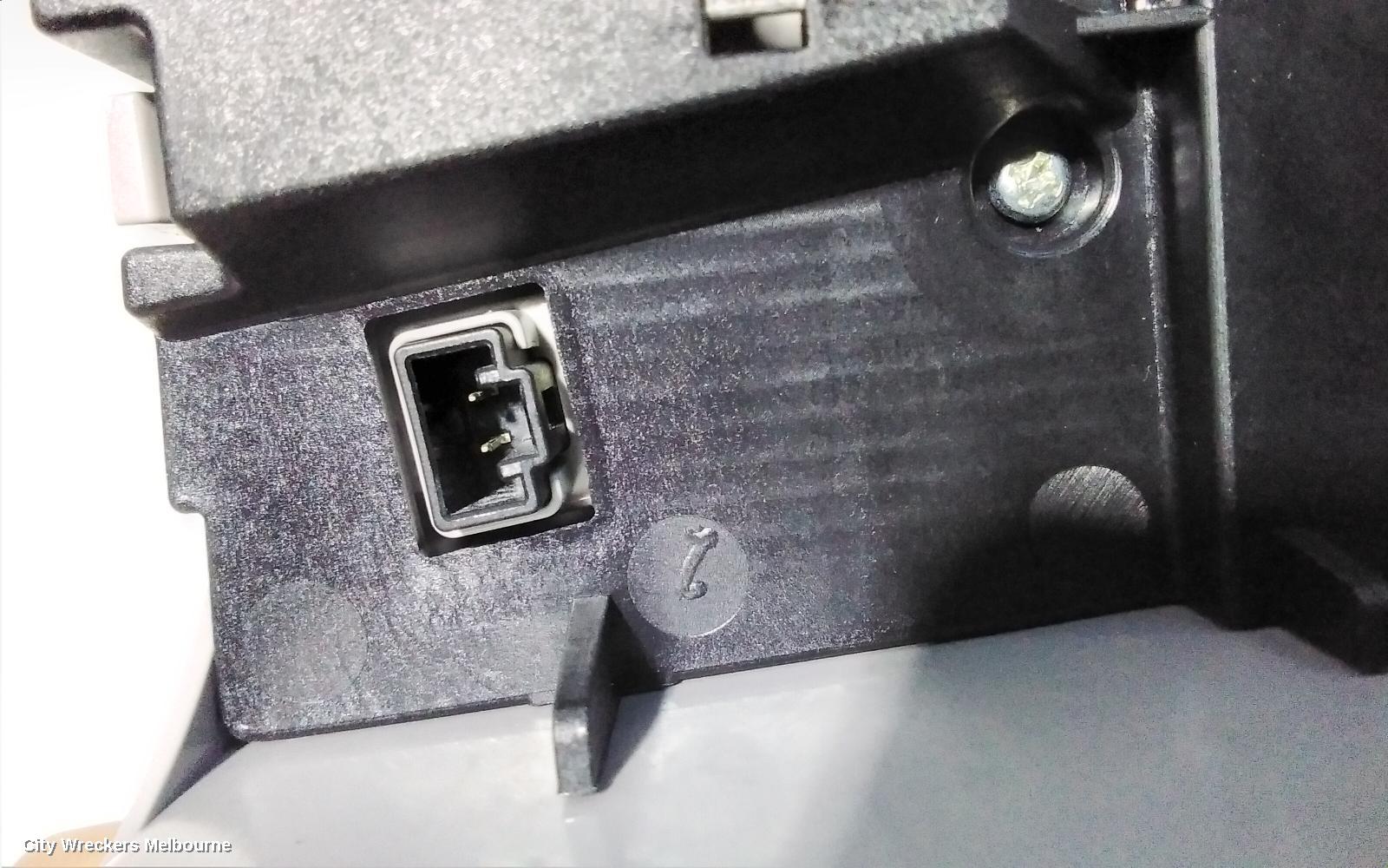 HYUNDAI SONATA COURTESY LIGHT, LF, FRONT, NON SUNROOF CONTROLS TYPE, 10/2014 - 01/2020