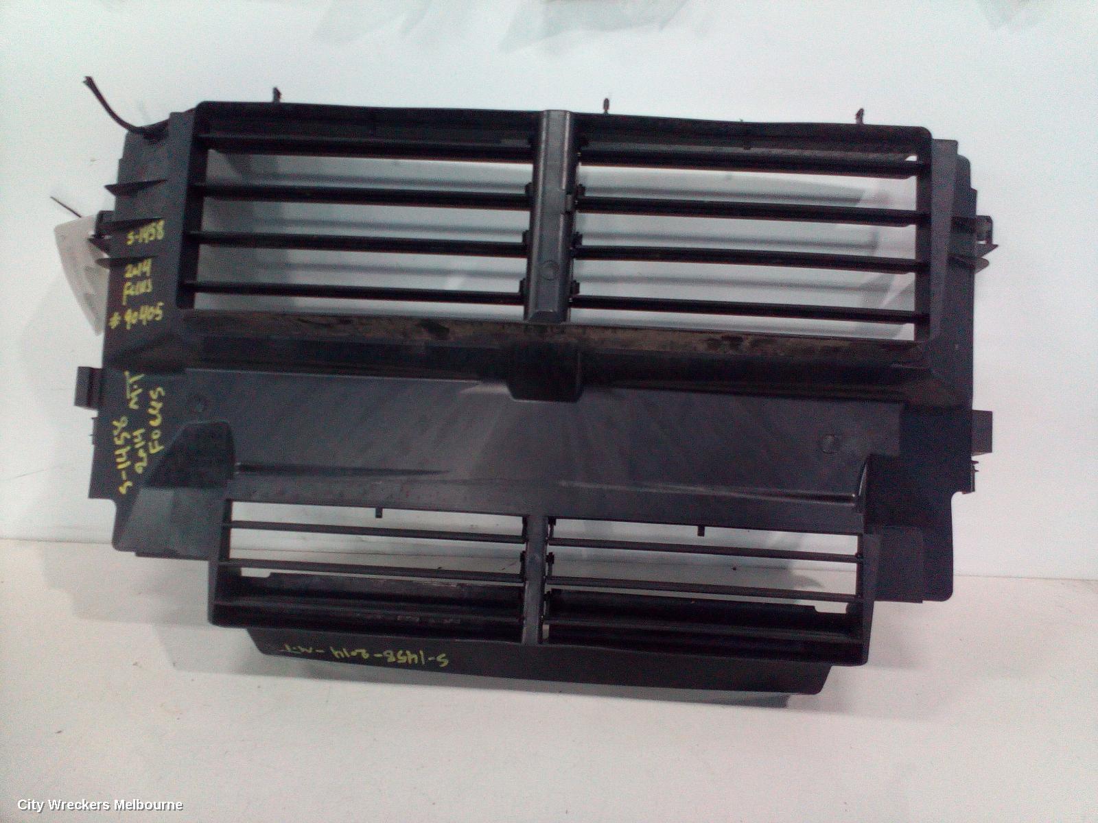 FORD FOCUS FAN SHROUD, LW 05/2011 - 08/2015