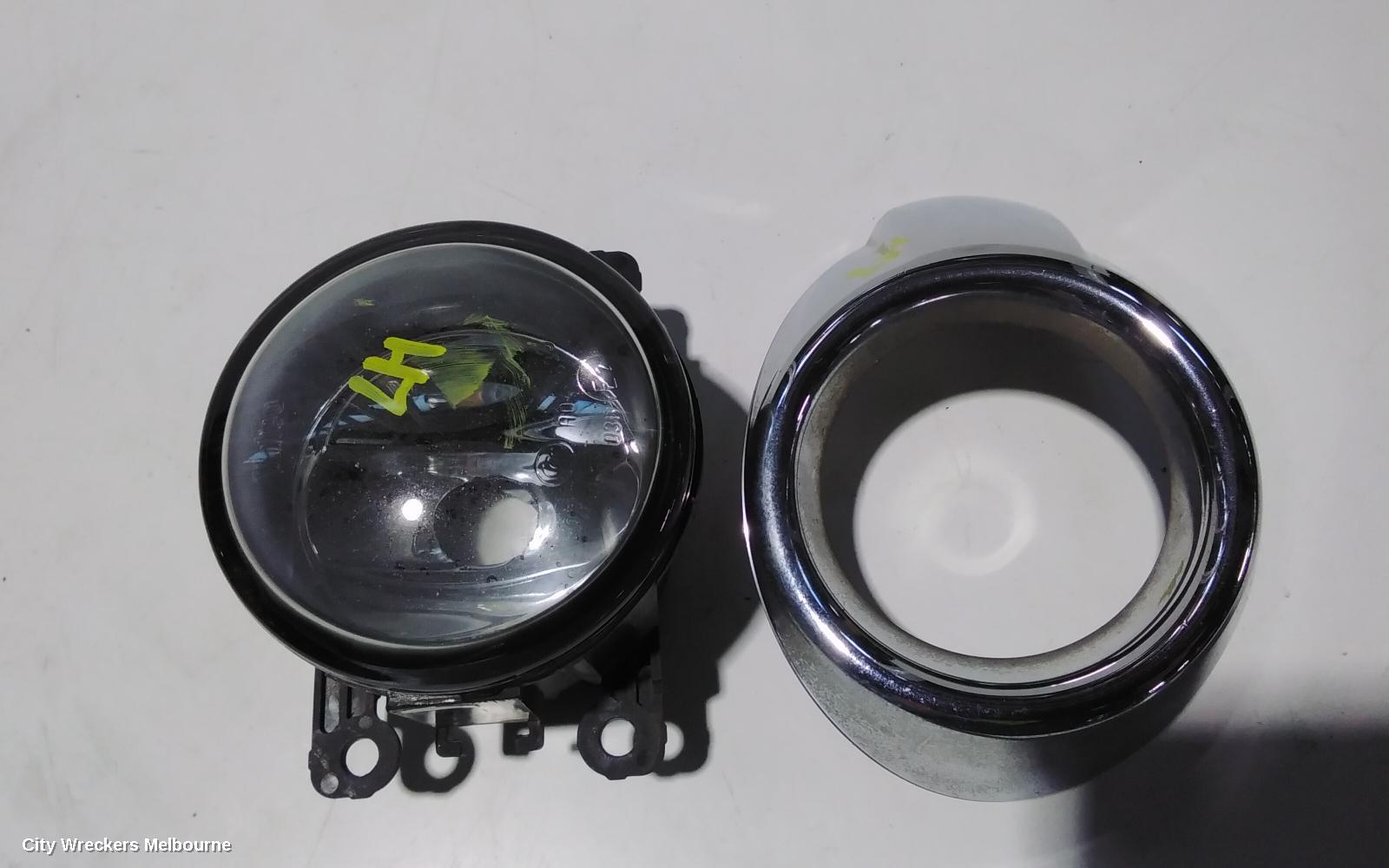 FORD FOCUS LEFT INDICATOR/FOG/SIDE, BUMPER FOGLAMP, LW, TREND/SPORT/TITANIUM, 05/2011 - 08/2015