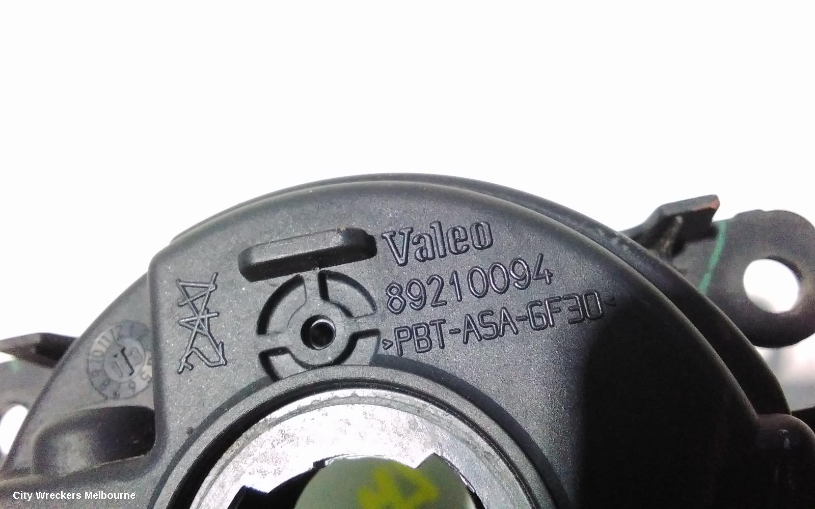 FORD FOCUS LEFT INDICATOR/FOG/SIDE, BUMPER FOGLAMP, LW, TREND/SPORT/TITANIUM, 05/2011 - 08/2015