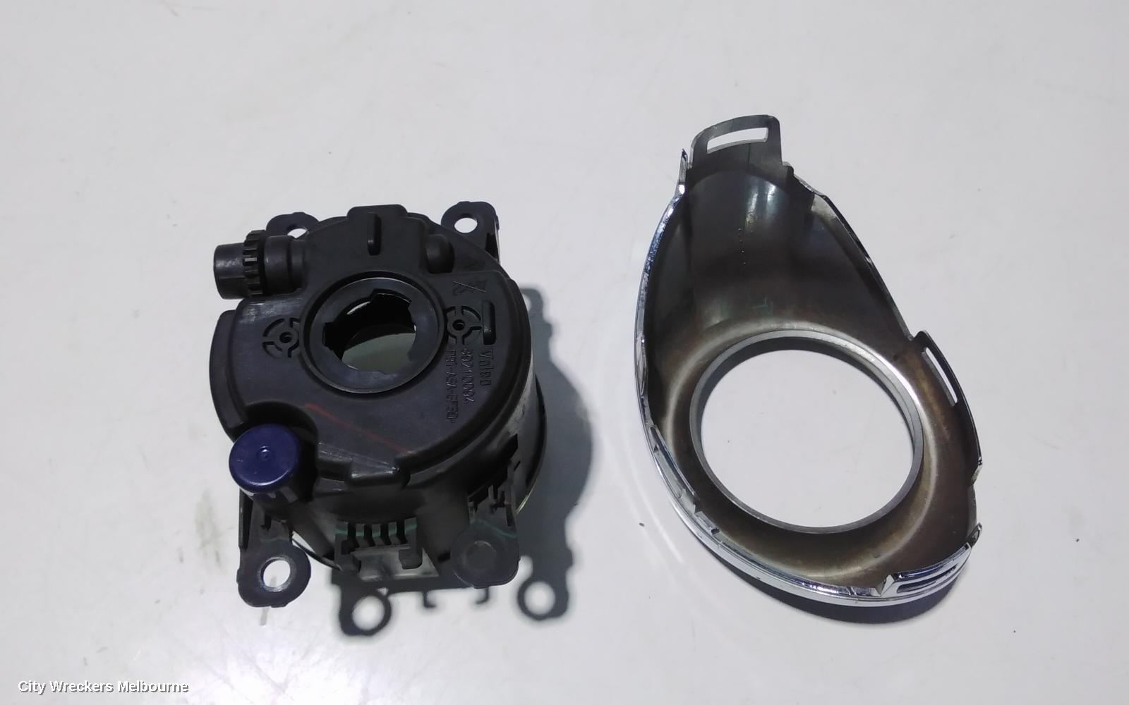 FORD FOCUS LEFT INDICATOR/FOG/SIDE, BUMPER FOGLAMP, LW, TREND/SPORT/TITANIUM, 05/2011 - 08/2015