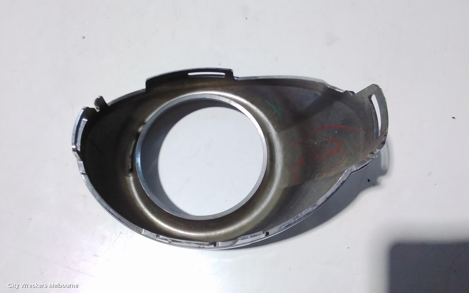 FORD FOCUS RIGHT INDICATOR/FOG/SIDE, BUMPER FOGLAMP, LW, TREND/SPORT/TITANIUM, 05/2011 - 08/2015