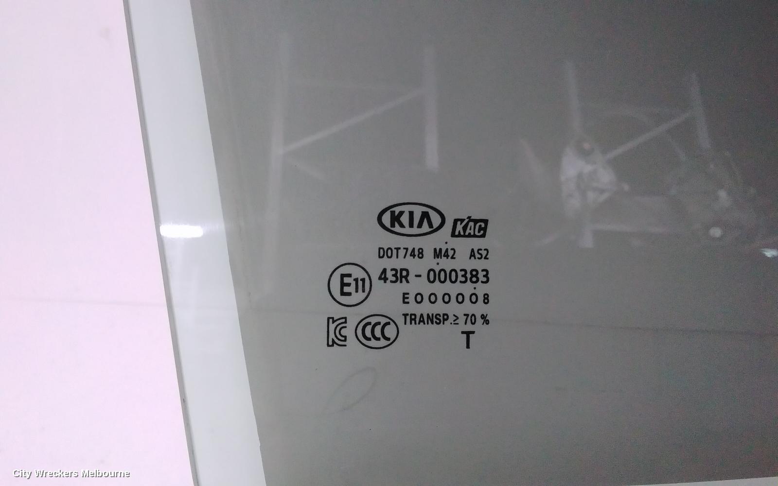 KIA CARNIVAL/GRAND CARNIVAL RIGHT FRONT DOOR WINDOW, YP, 02/2015 - 10/2020