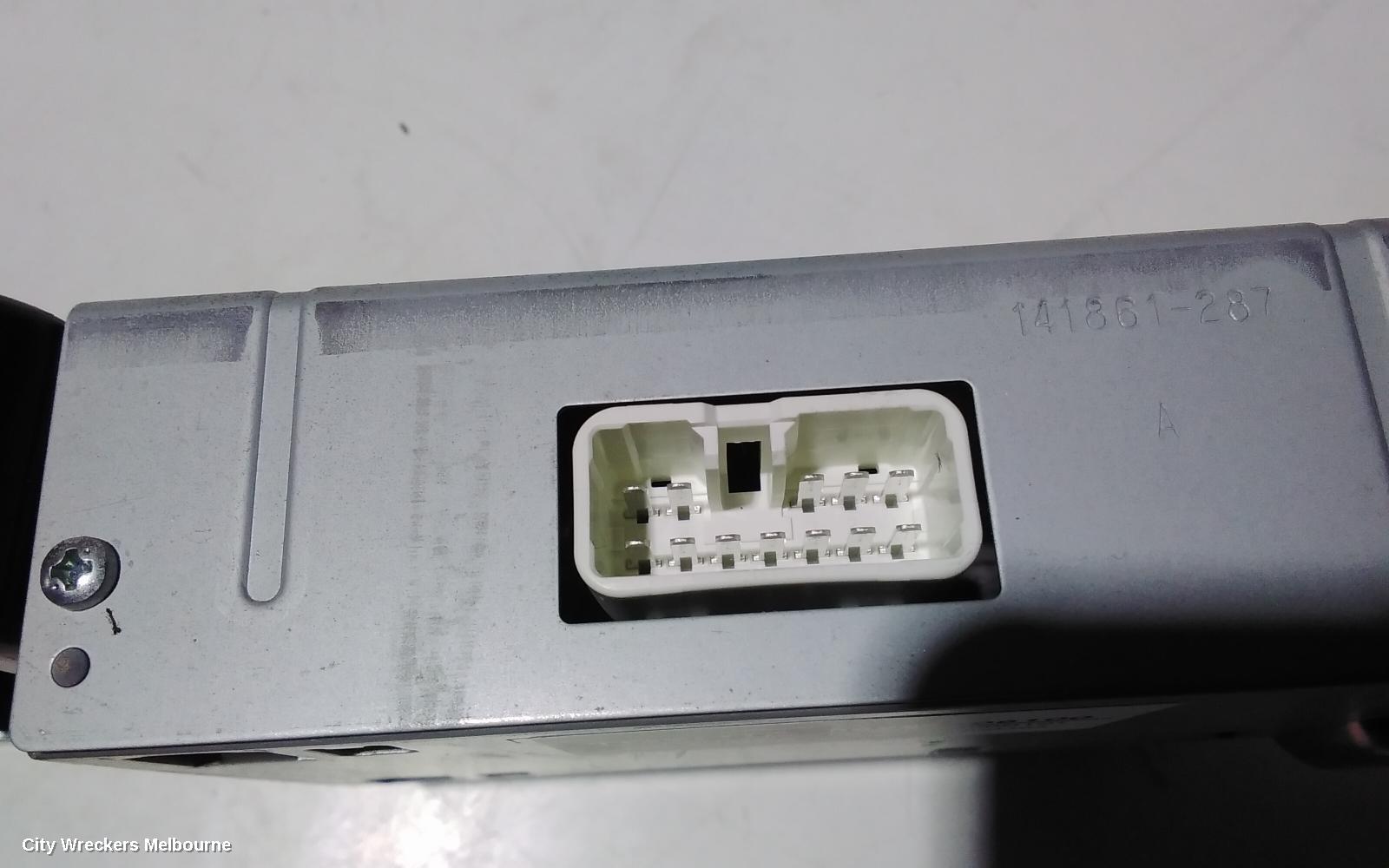 TOYOTA CAMRY, XV40, 06/2006 - 02/2012, 86280-06100 AMPELFIER: 90416