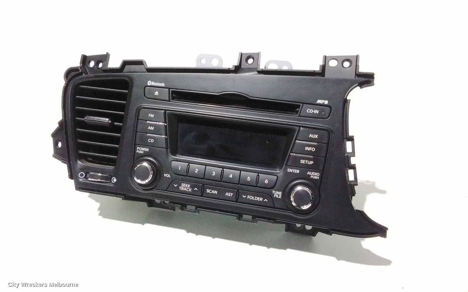 KIA OPTIMA RADIO/CD/DVD/SAT/TV, CD STACKER, TF, 01/2011 - 10/2015