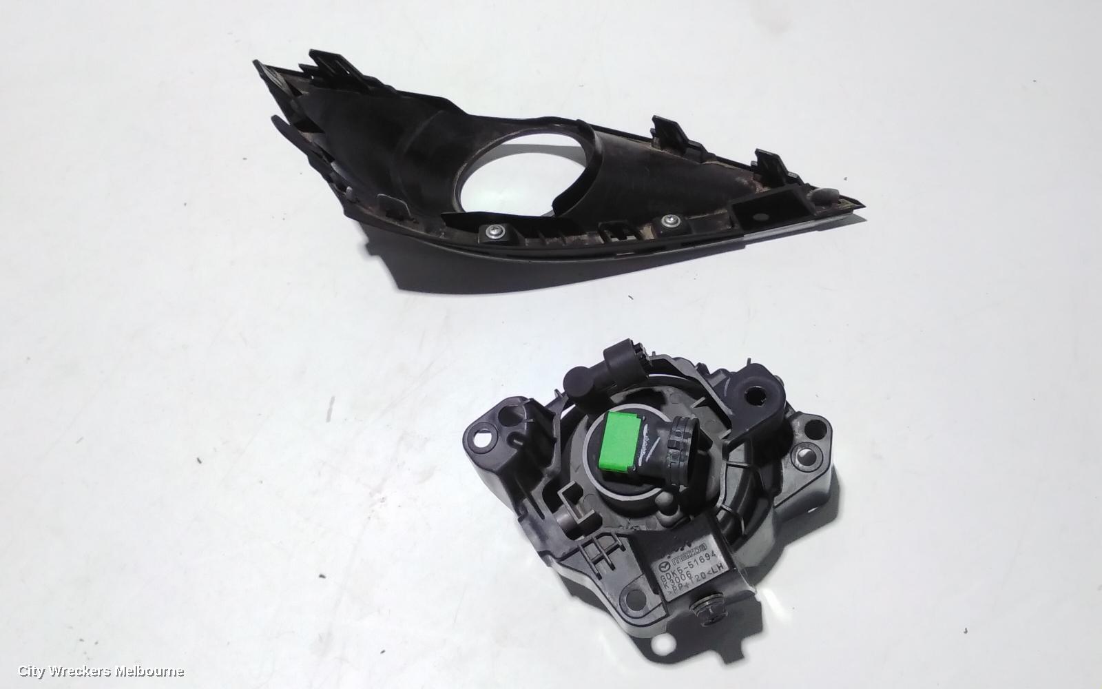 MAZDA 6 LEFT INDICATOR/FOG/SIDE, BUMPER FOGLAMP, GH, ROUND TYPE, 02/2008 - 11/2012