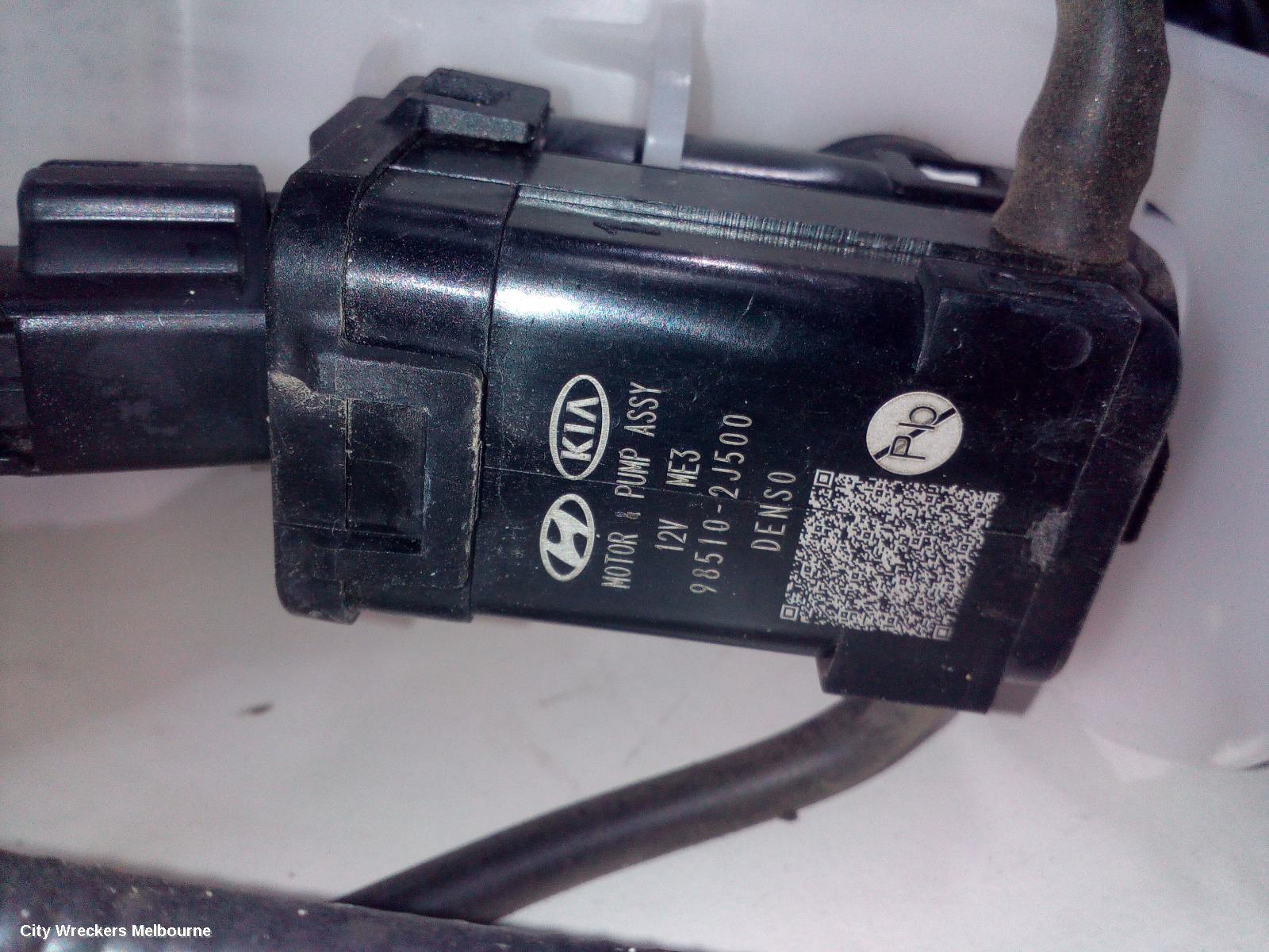 HYUNDAI I40 WASHER BOTTLE, WASHER BOTTLE MOTOR, VF, WAGON, 09/2011 - 12/2019