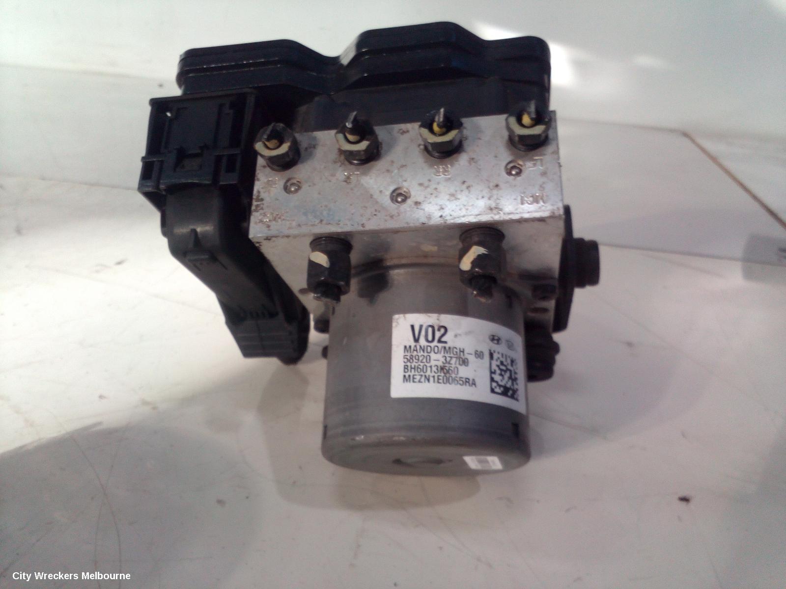 HYUNDAI I40 ABS PUMP/MODULATOR, VF, 06/2015 - 12/2019