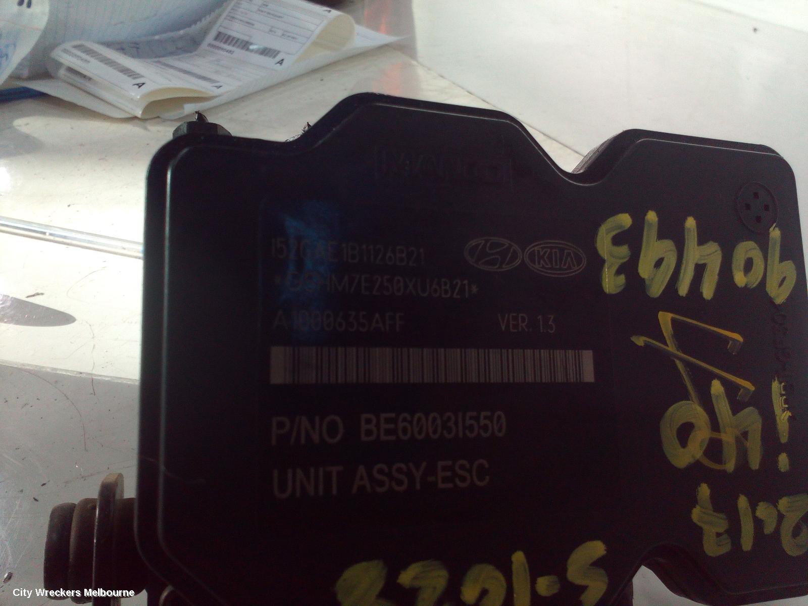 HYUNDAI I40 ABS PUMP/MODULATOR, VF, 06/2015 - 12/2019