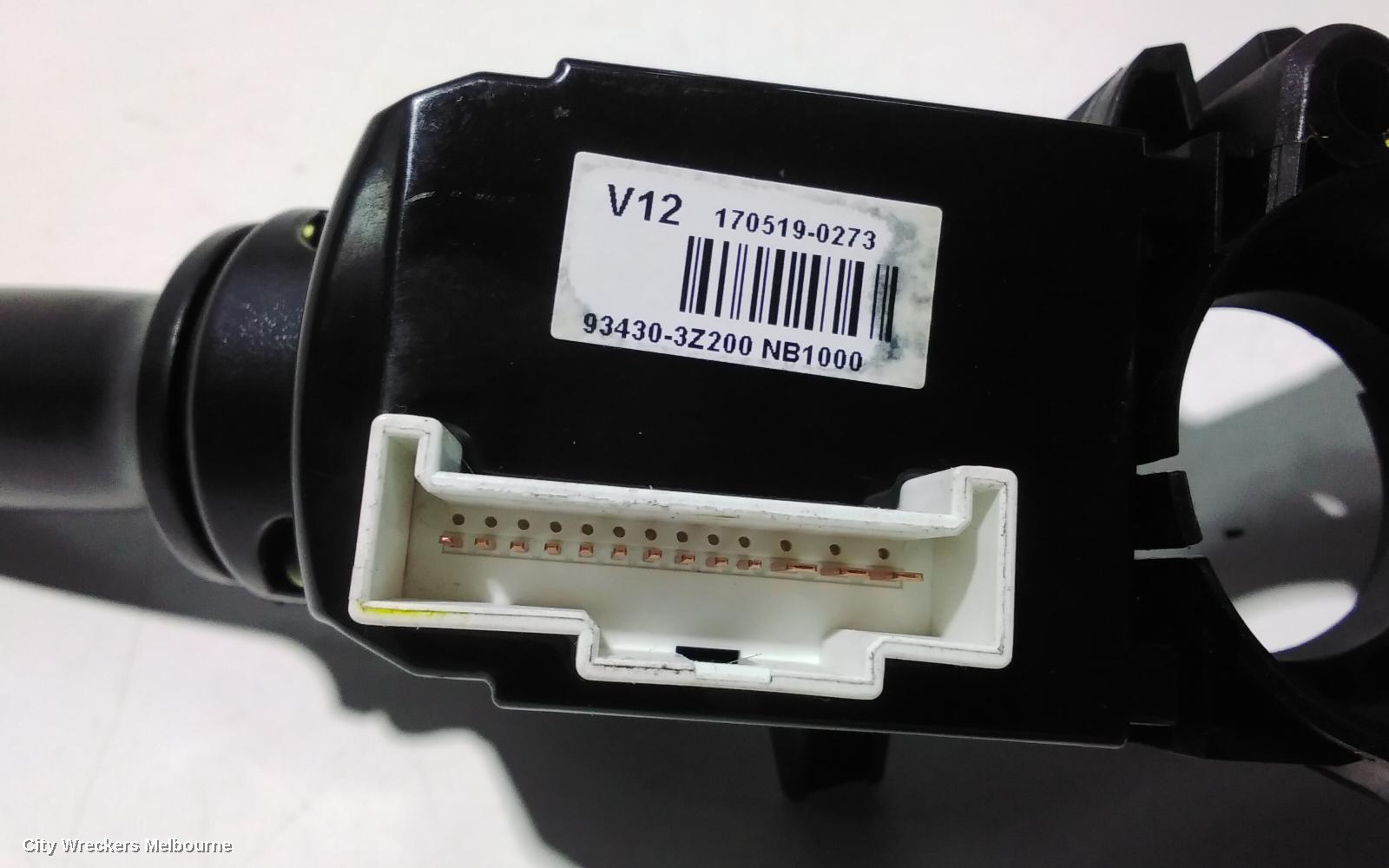 HYUNDAI I40 COMBINATION SWITCH, FLASHER SWITCH, VF, 06/2015 - 12/2019