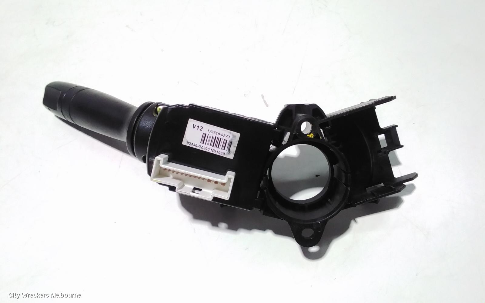 HYUNDAI I40 COMBINATION SWITCH, FLASHER SWITCH, VF, 06/2015 - 12/2019