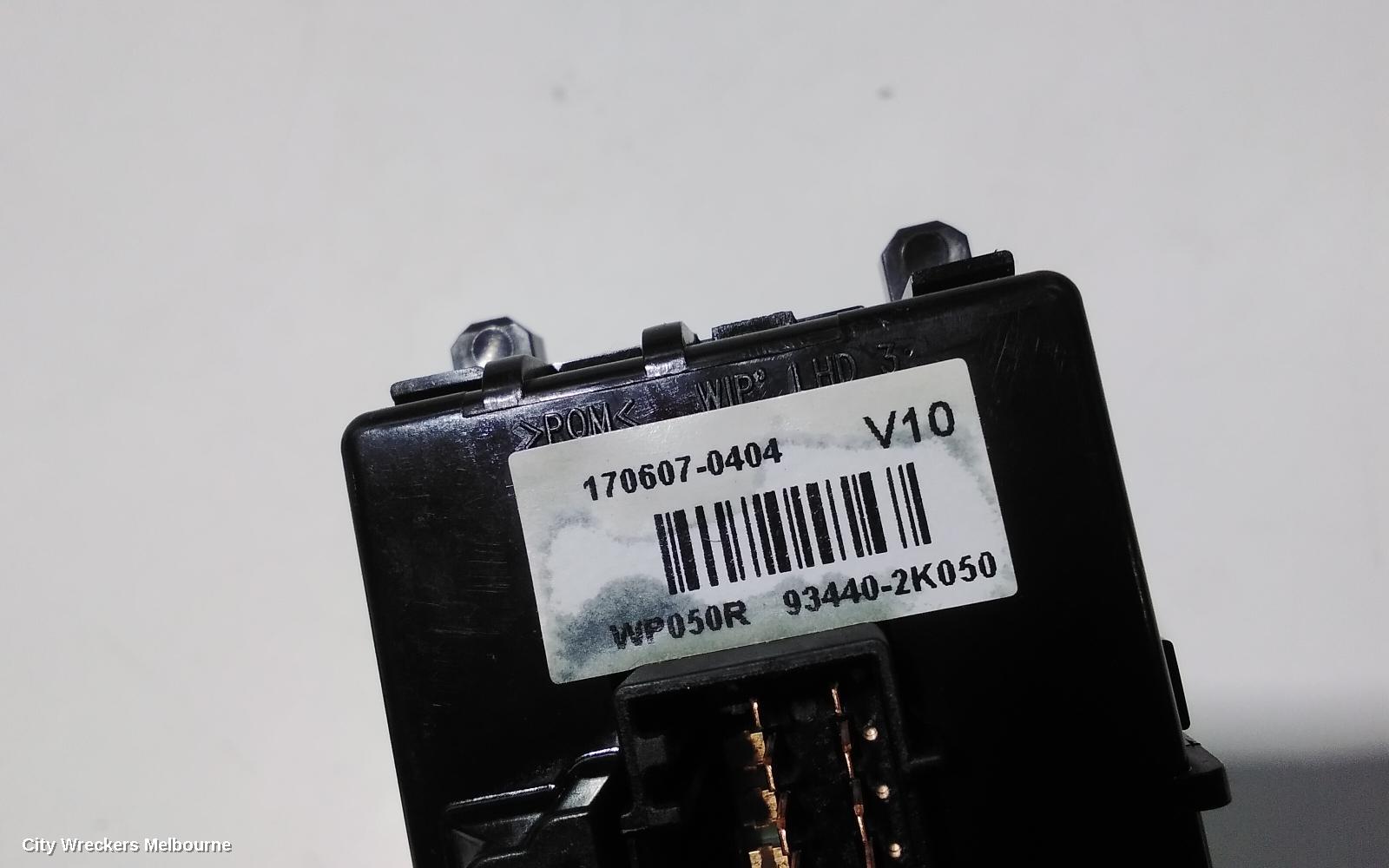 HYUNDAI I40 COMBINATION SWITCH, WIPER SWITCH, VF, 06/2015 - 12/2019