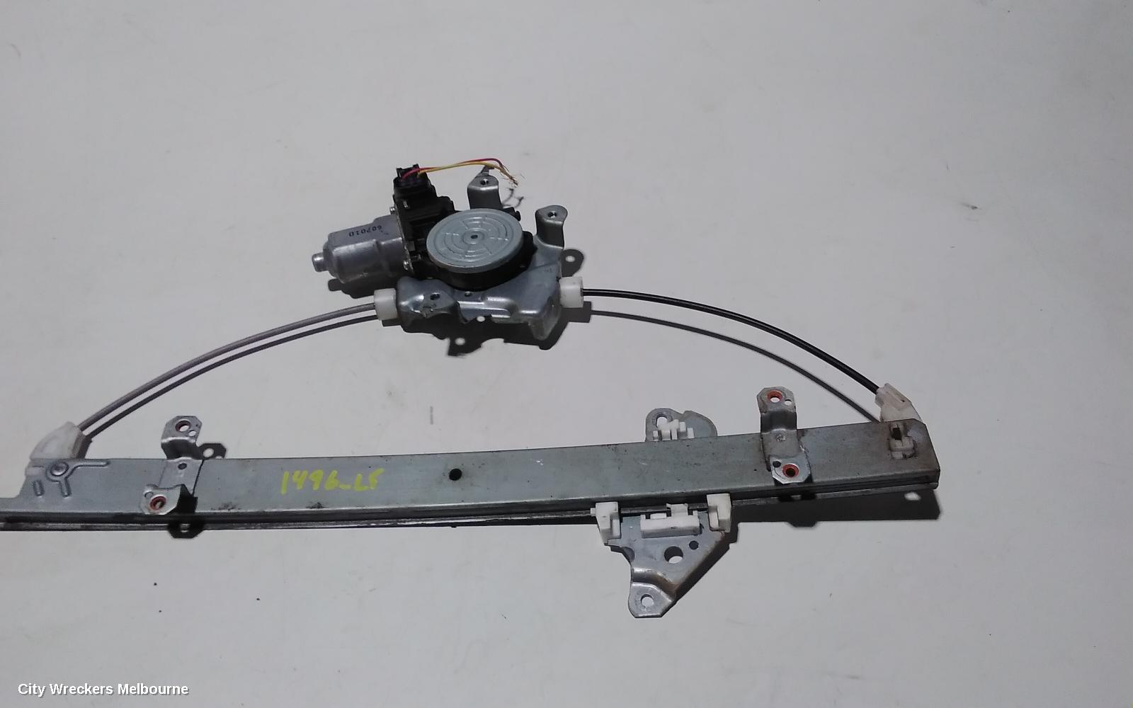 NISSAN NAVARA LEFT FRONT WINDOW REG/MOTOR, NP300, 05/2015 ONWARDS