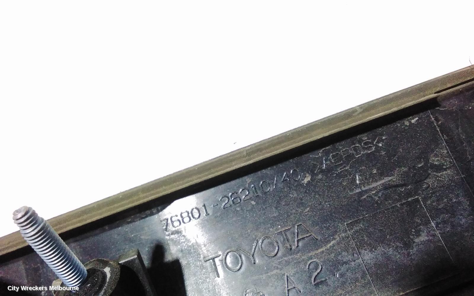 TOYOTA HIACE REAR GARNISH, TAILGATE GARNISH (CENTRE), TRH/KDH, NON CAMERA TYPE, 03/2005 - 04/2019