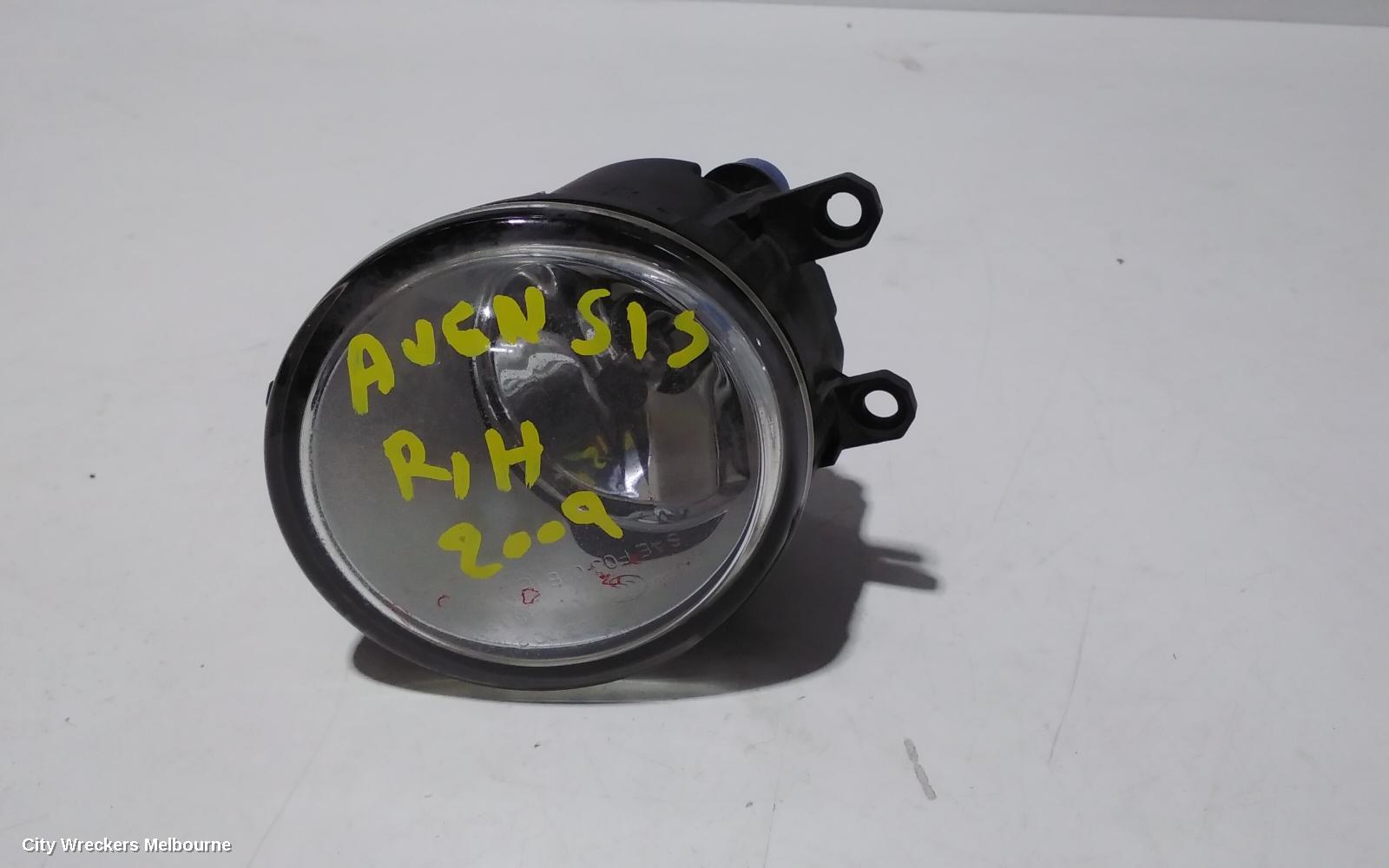 TOYOTA AVENSIS LEFT INDICATOR/FOG/SIDE, BUMPER FOGLAMP, ACM21R, 12/2003 - 12/2010
